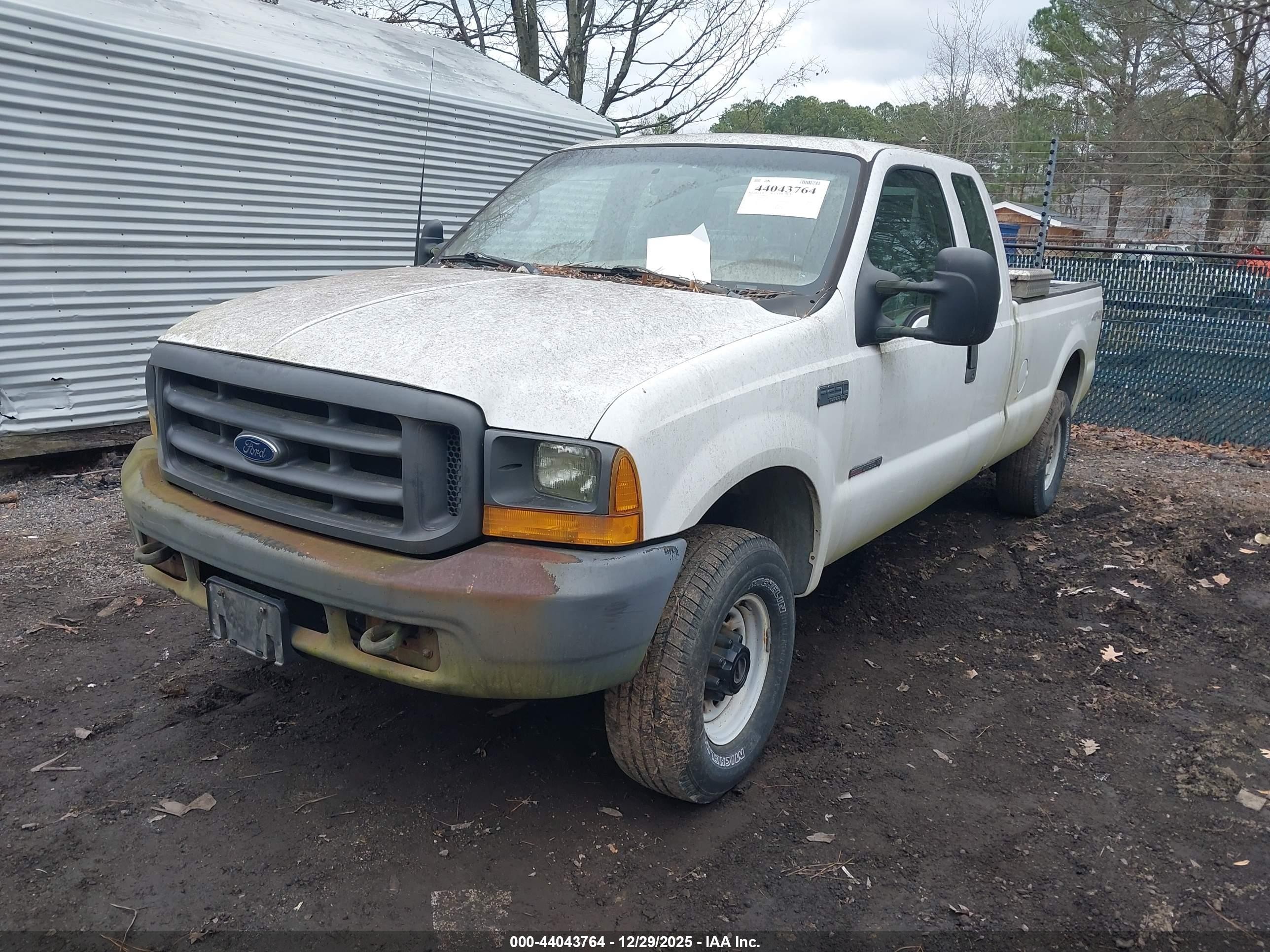 1999 Ford F-250   Белый vin: 1FTNX21F0XEE42340
