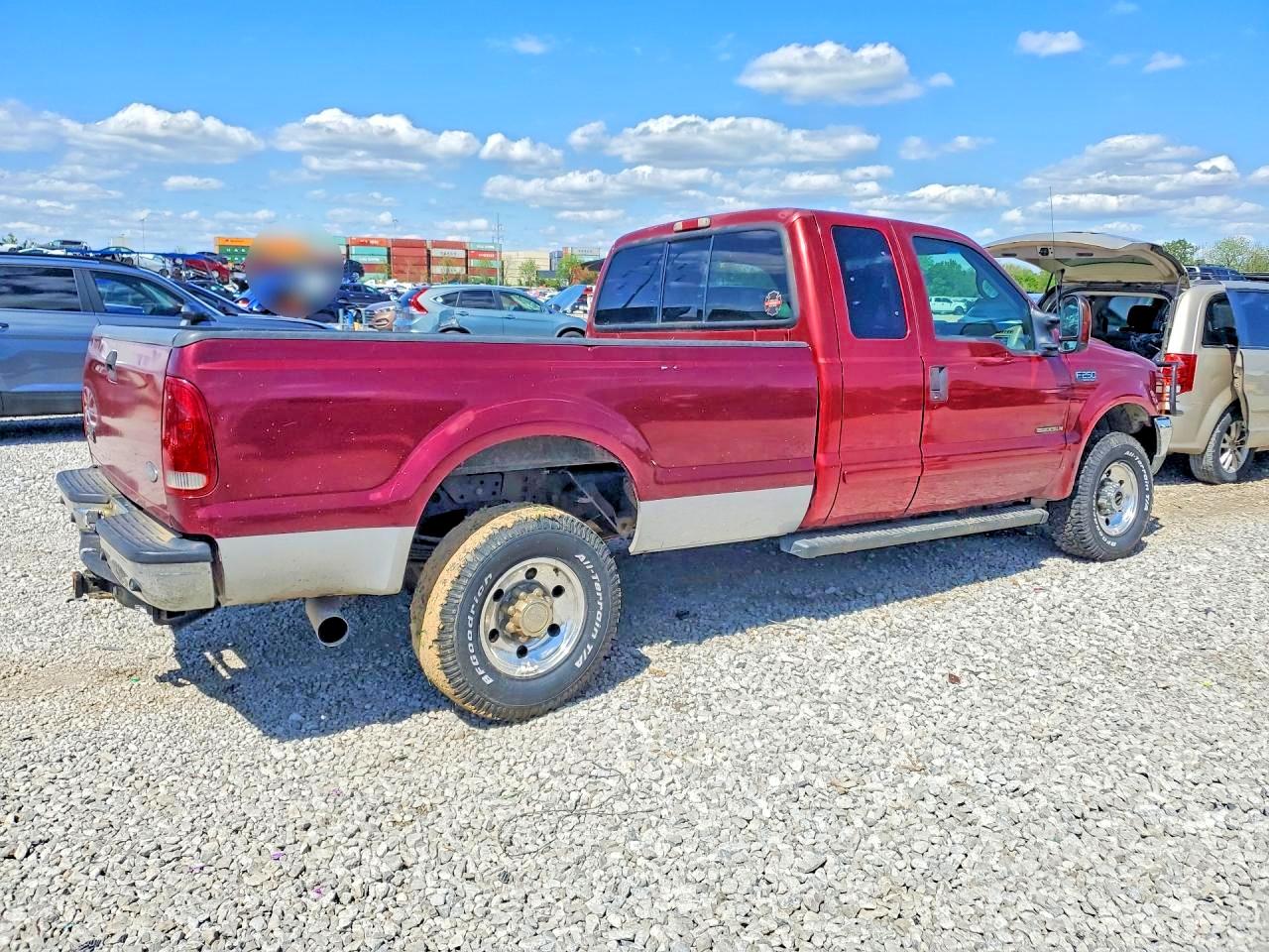 2001 Ford F250 Super Duty Maroon vin: 1FTNX21F11EB29532