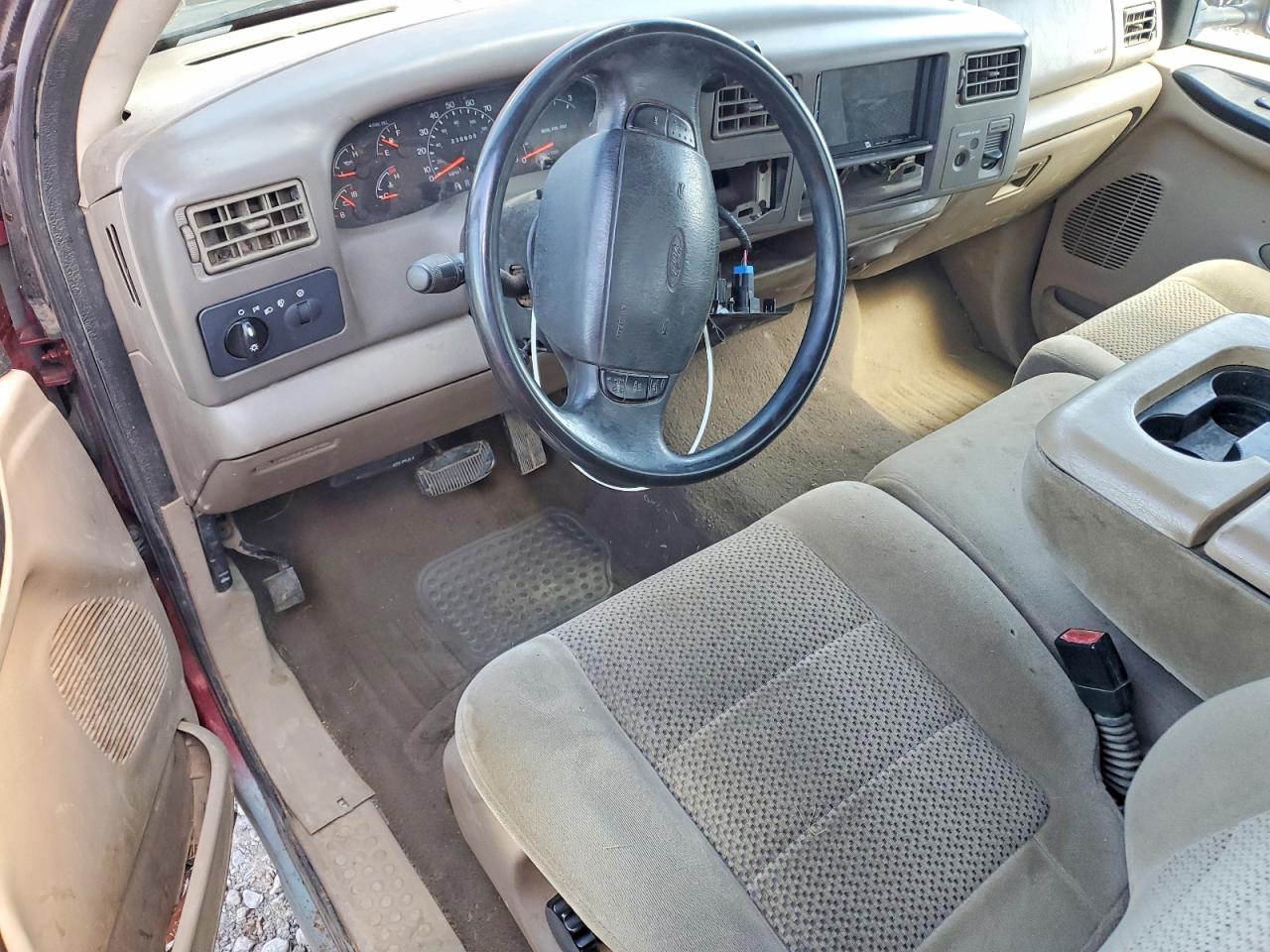 2001 Ford F250 Super Duty Maroon vin: 1FTNX21F11EB29532