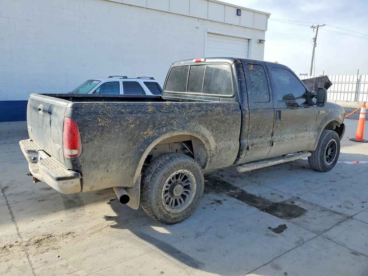 2001 Ford F250 Super Duty Black vin: 1FTNX21F11EB56987