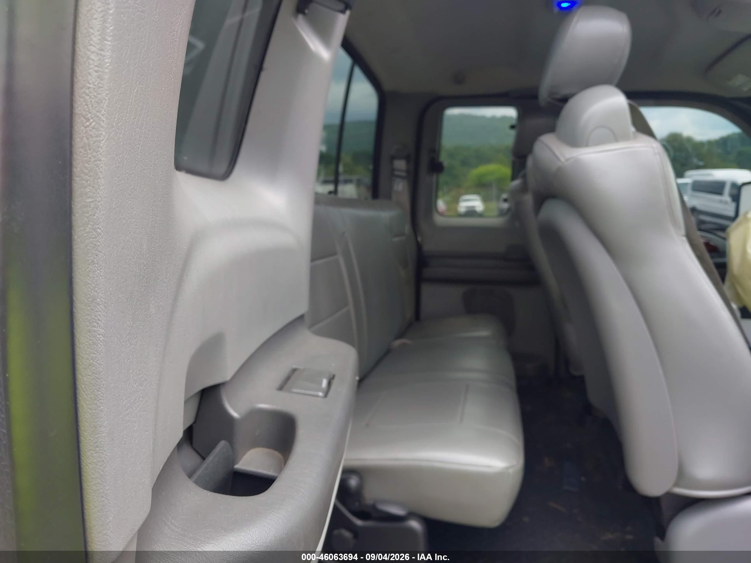 2002 Ford F-250 Lariat/xl/xlt Gray vin: 1FTNX21F12EC03307