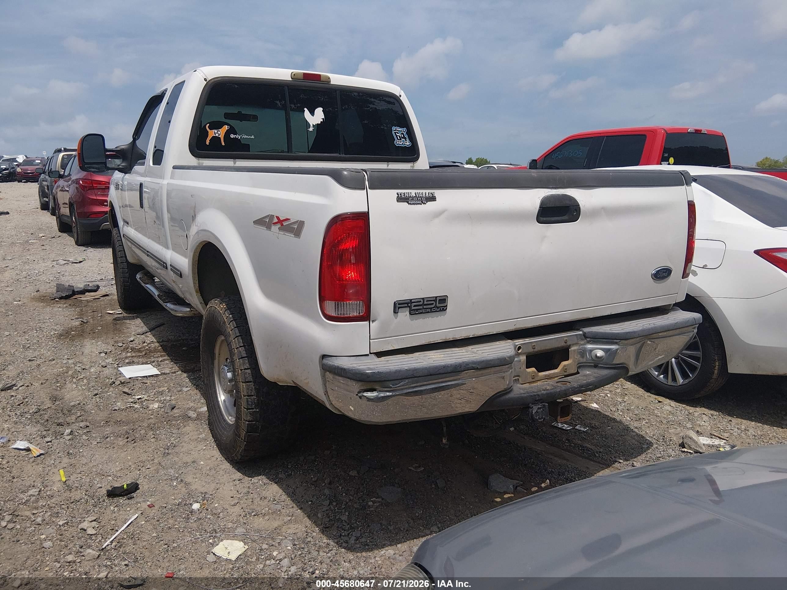 1999 Ford F-250   White vin: 1FTNX21F2XEC25517