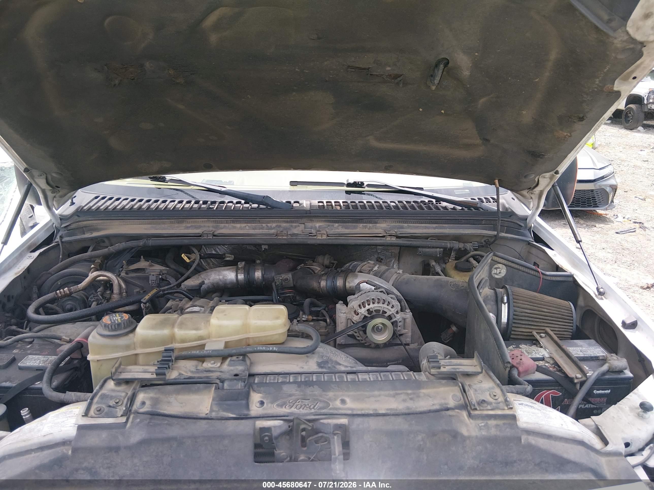 1999 Ford F-250   White vin: 1FTNX21F2XEC25517