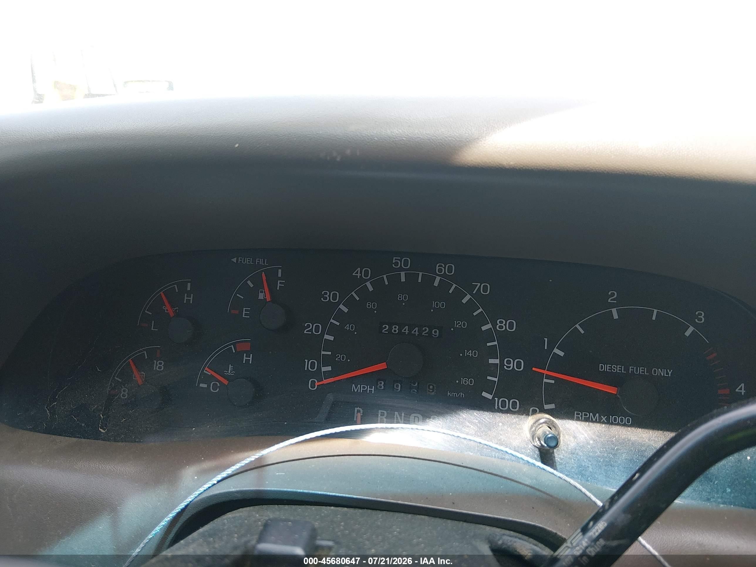 1999 Ford F-250   White vin: 1FTNX21F2XEC25517