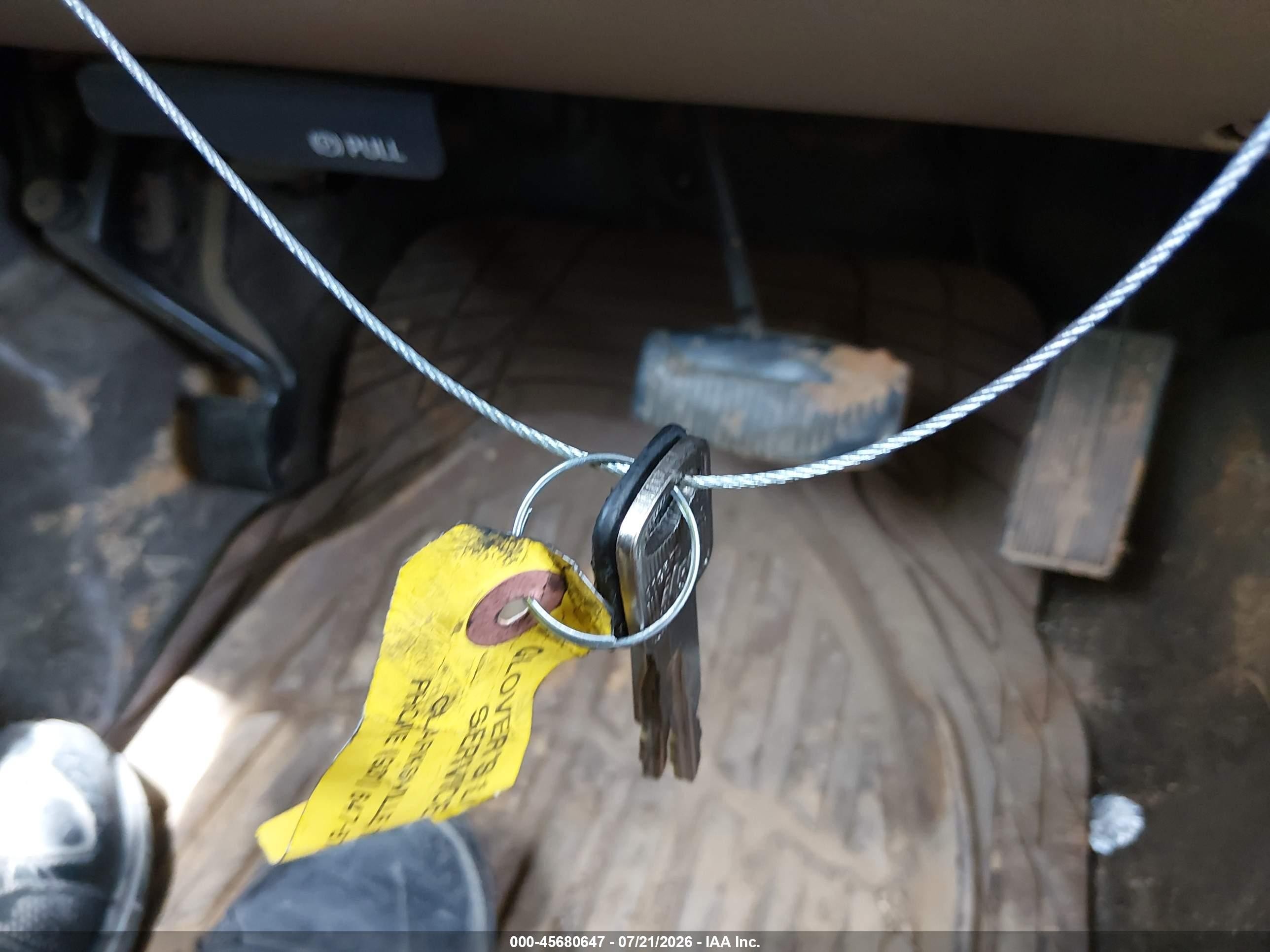 1999 Ford F-250   White vin: 1FTNX21F2XEC25517