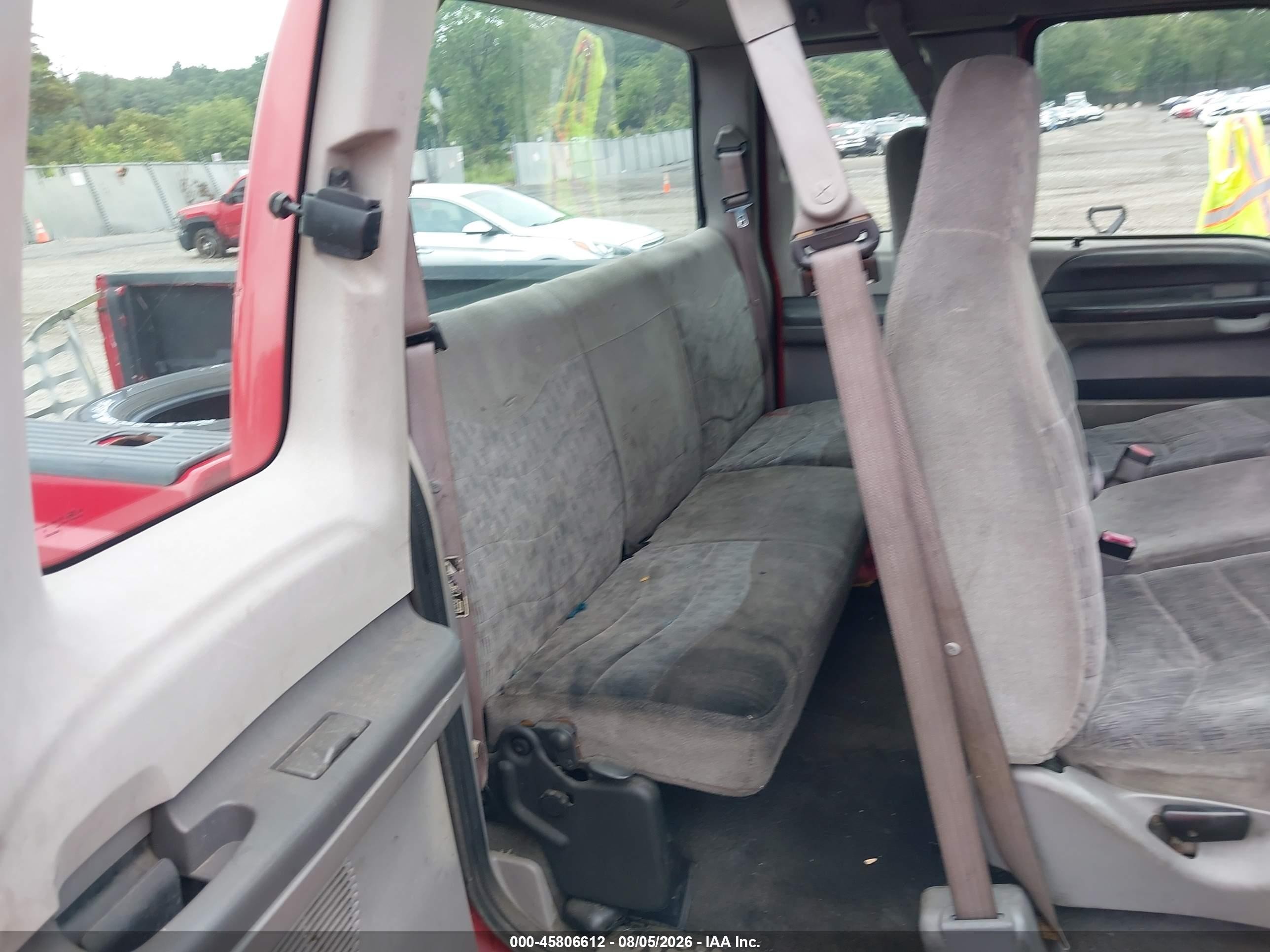 2000 Ford F-250 Lariat/xl/xlt Red vin: 1FTNX21F2YEE56502