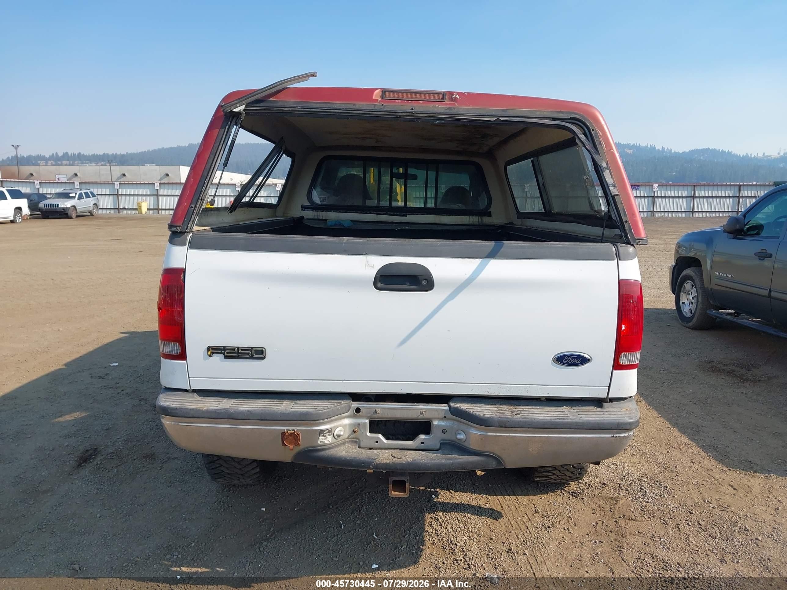 1999 Ford F-250 Lariat/xl/xlt White vin: 1FTNX21F3XEB61942