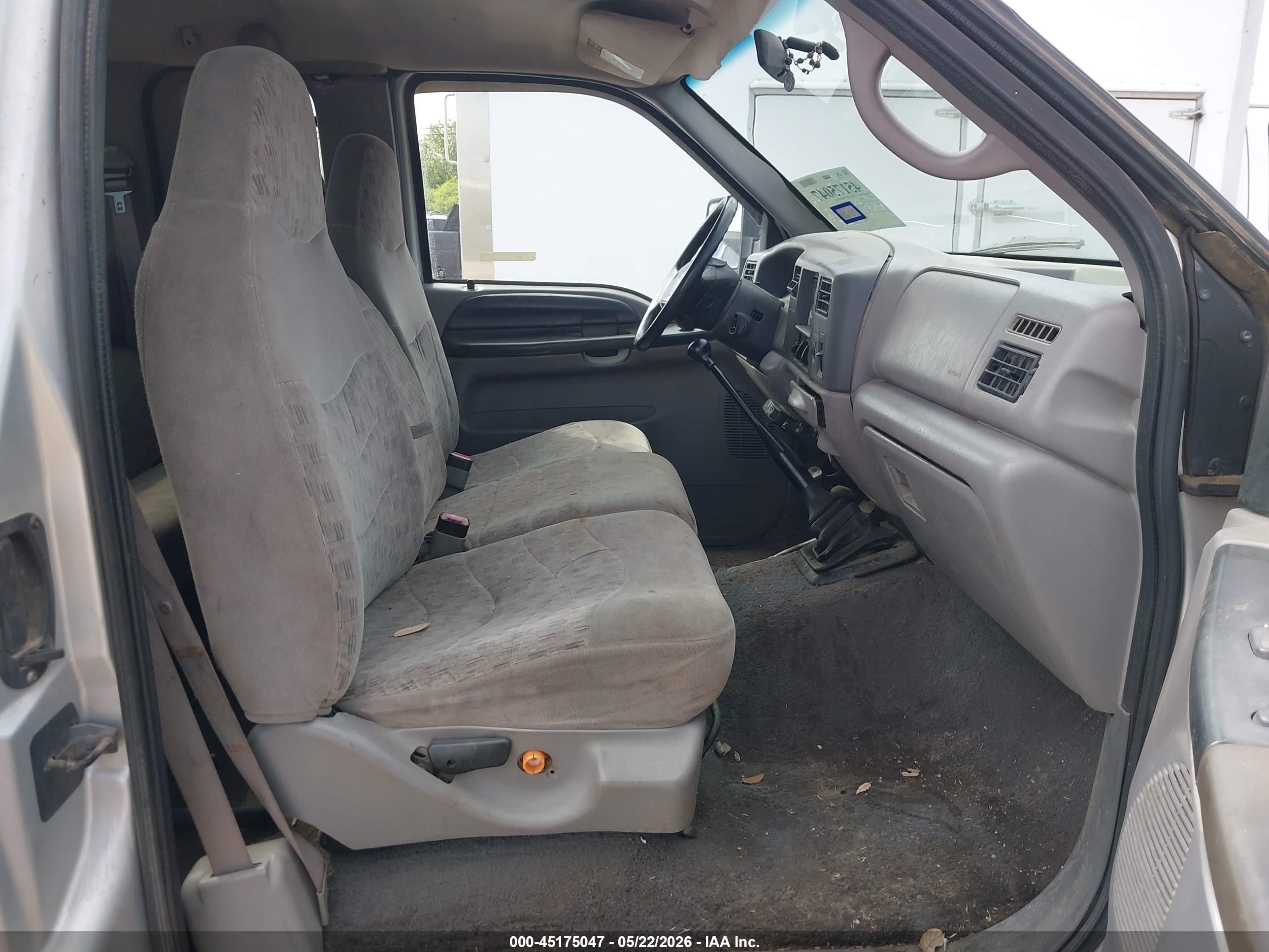 1999 Ford F-250 Lariat/xl/xlt Серебряный vin: 1FTNX21F4XEC91552