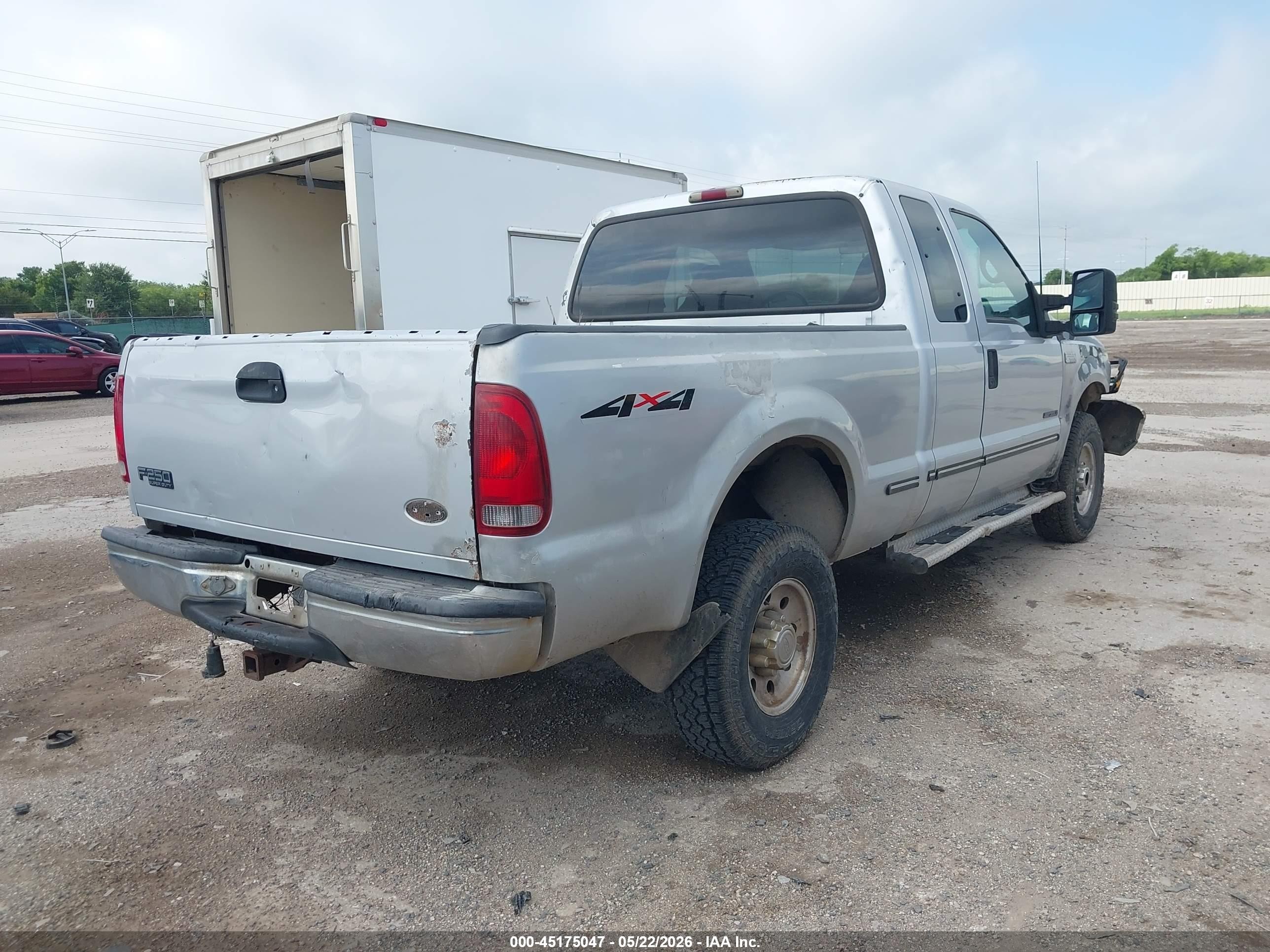 1999 Ford F-250 Lariat/xl/xlt Серебряный vin: 1FTNX21F4XEC91552