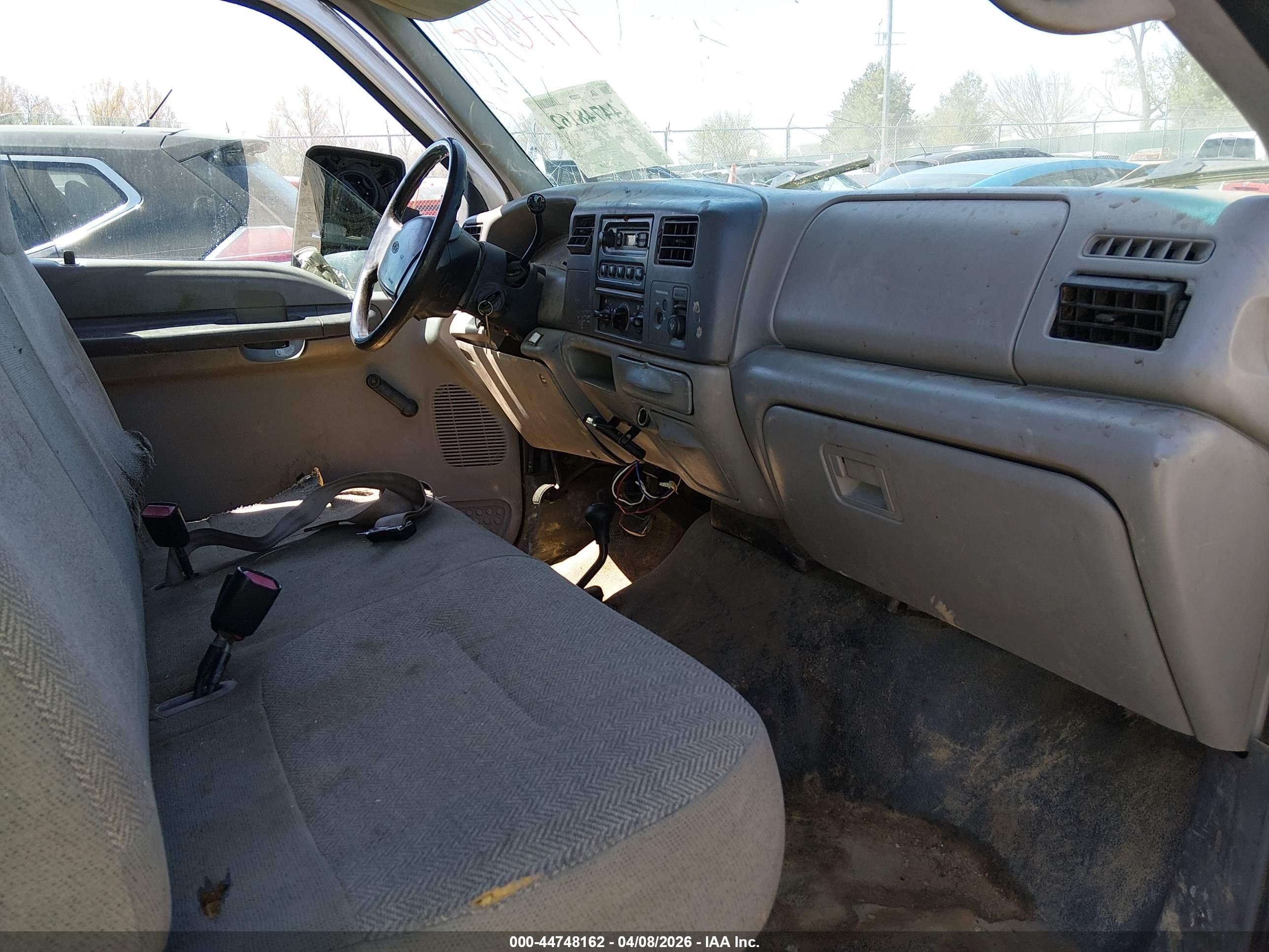 1999 Ford F-250 Lariat/xl/xlt White vin: 1FTNX21F5XEC03026