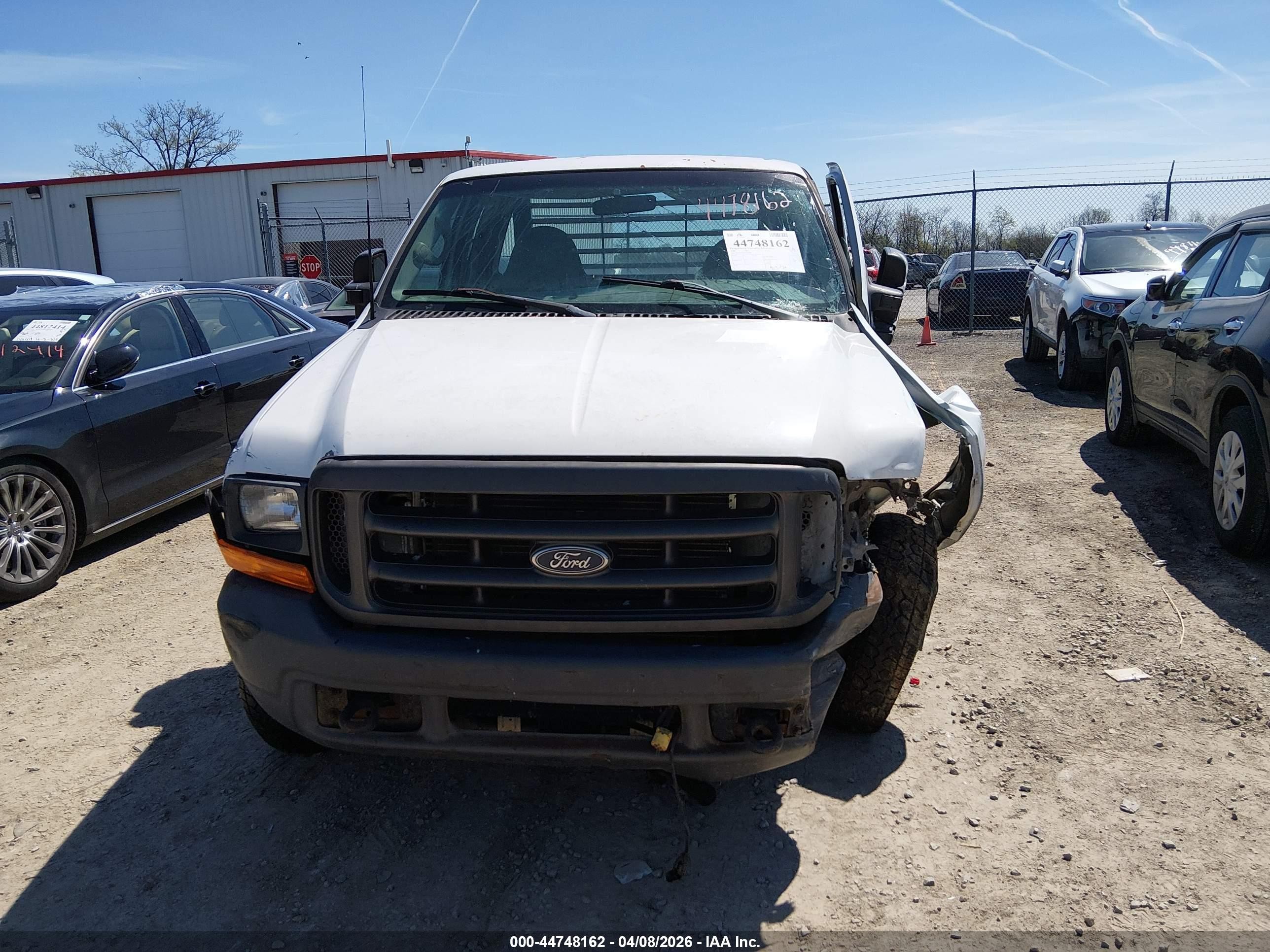 1999 Ford F-250 Lariat/xl/xlt White vin: 1FTNX21F5XEC03026