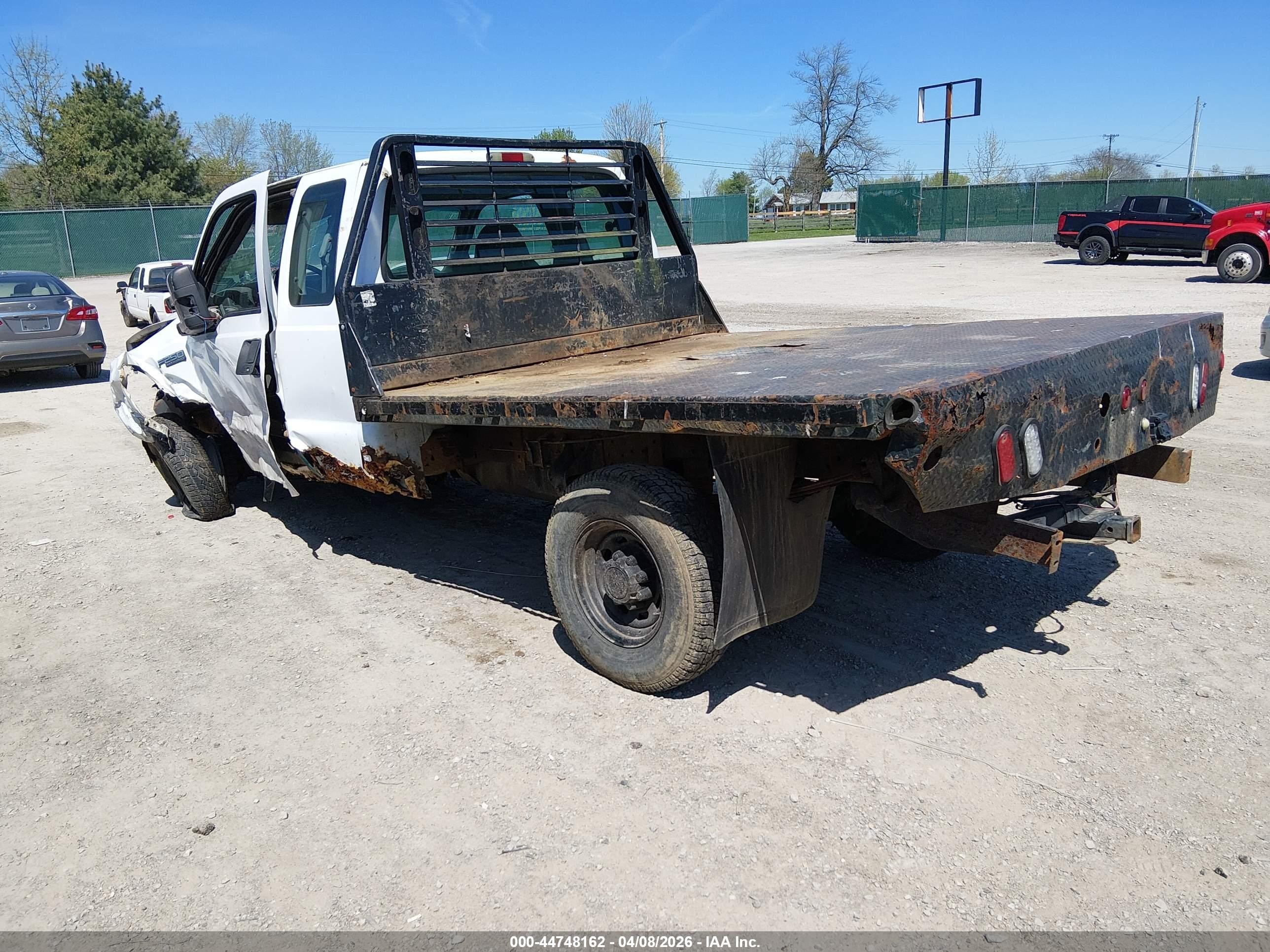 1999 Ford F-250 Lariat/xl/xlt White vin: 1FTNX21F5XEC03026