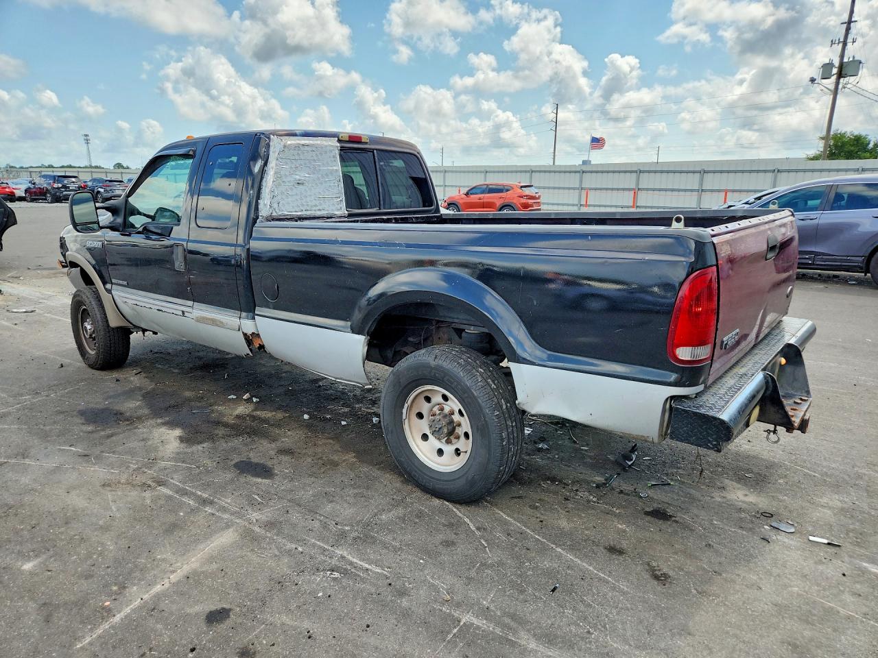 2002 Ford F250 Super Duty Black vin: 1FTNX21F72EC03358