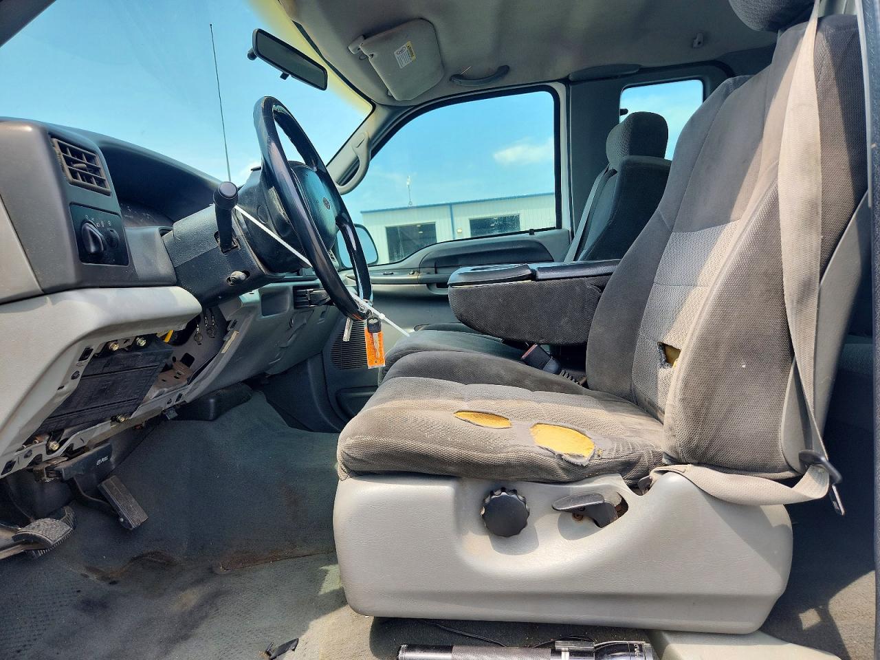 2002 Ford F250 Super Duty Белый vin: 1FTNX21F72ED11320