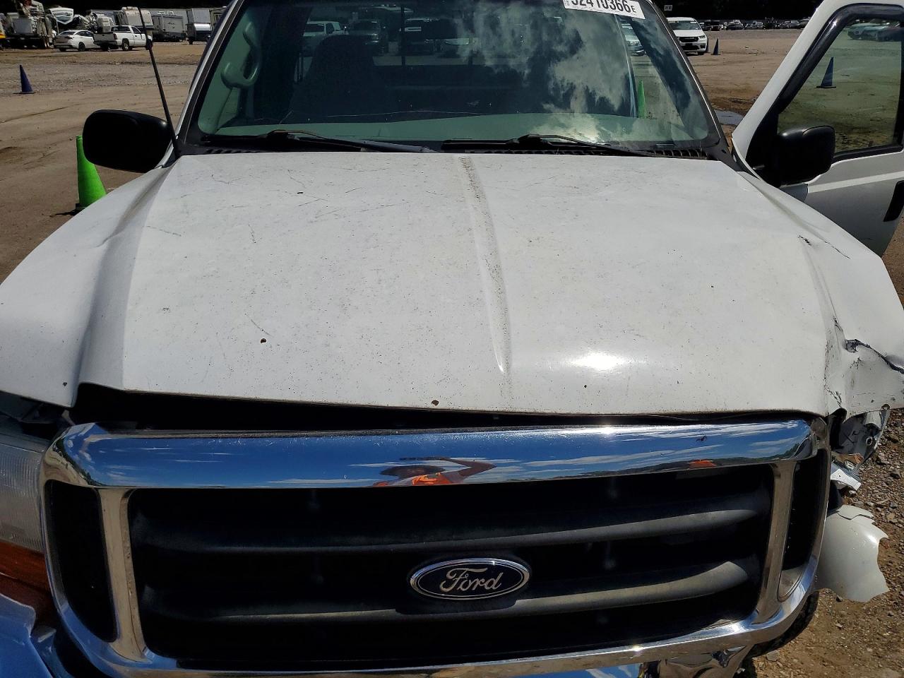 1999 Ford F250 Super Duty White vin: 1FTNX21F7XEB82728