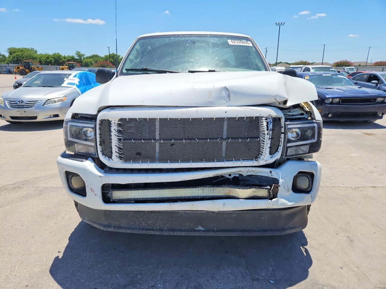2000 Ford F250 Super Duty White vin: 1FTNX21F7YEB06329