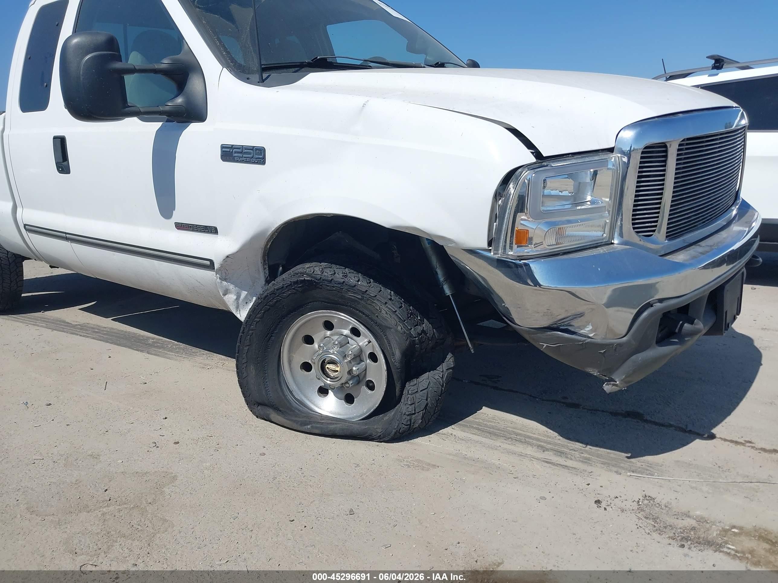 2000 Ford F-250 Lariat/xl/xlt White vin: 1FTNX21F7YEB45390
