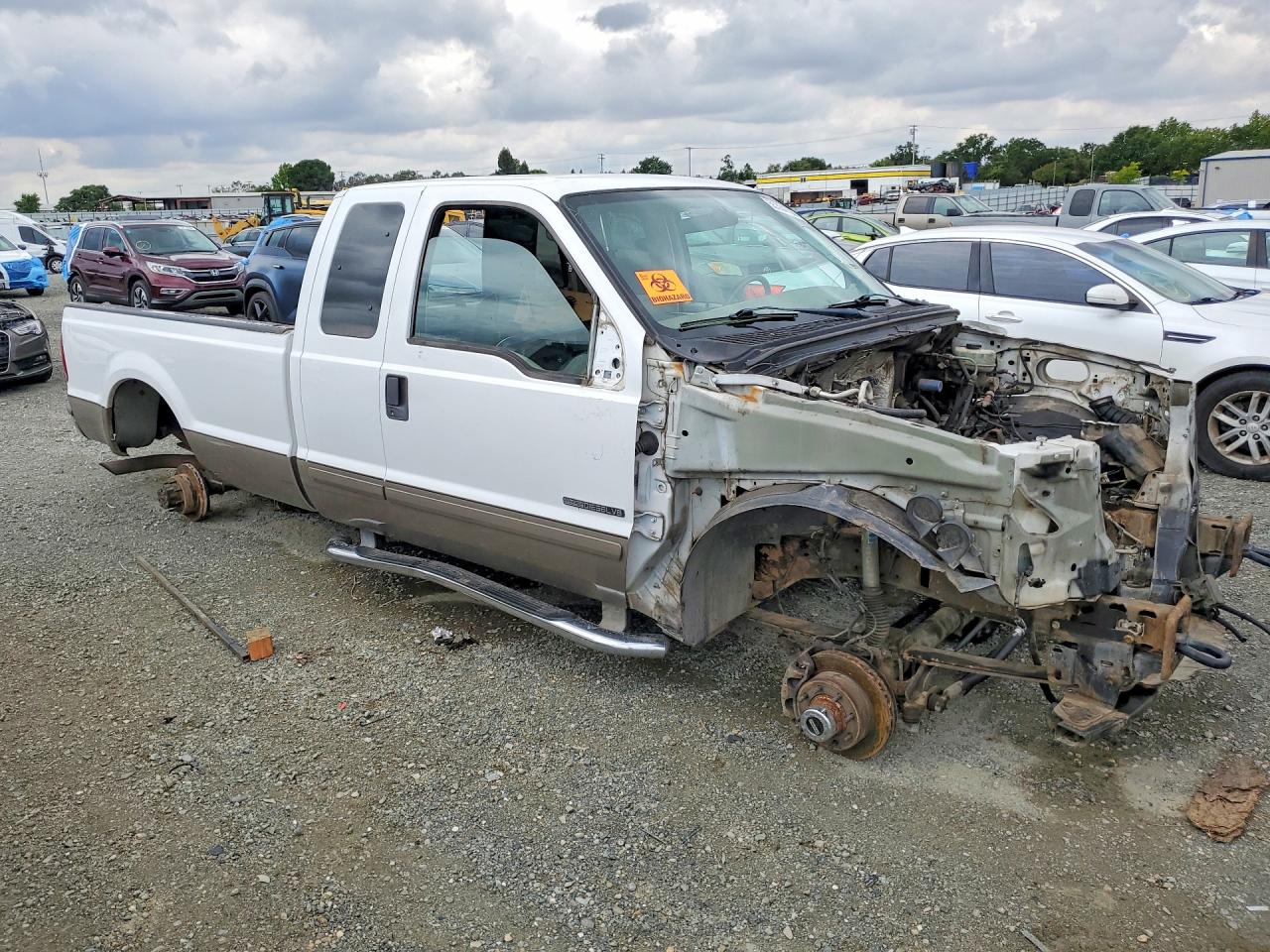 2002 Ford F250 Super Duty Two Tone vin: 1FTNX21F92EC76182