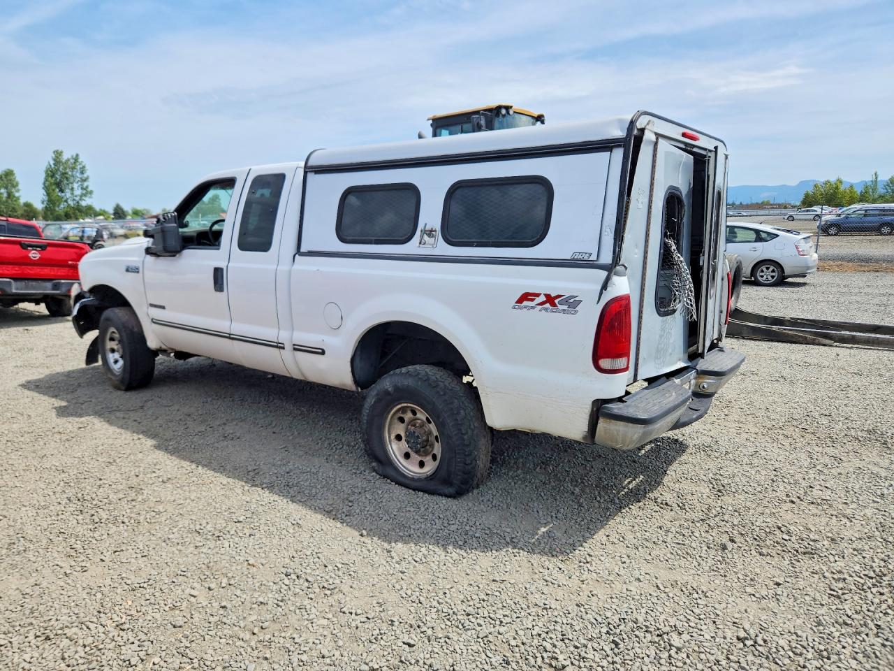 1999 Ford F250 Super Duty White vin: 1FTNX21F9XED23489