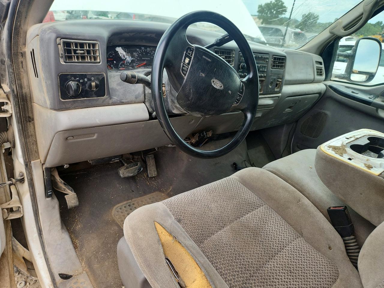 2001 Ford F250 Super Duty White vin: 1FTNX21FX1ED60607