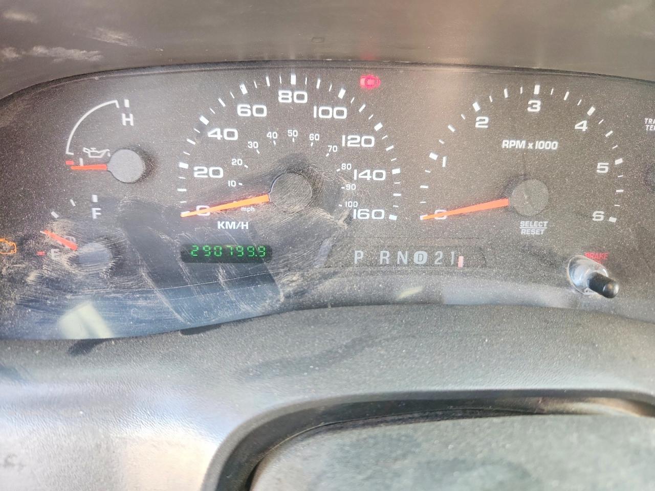 2003 Ford F250 Super Duty White vin: 1FTNX21L03EC19666