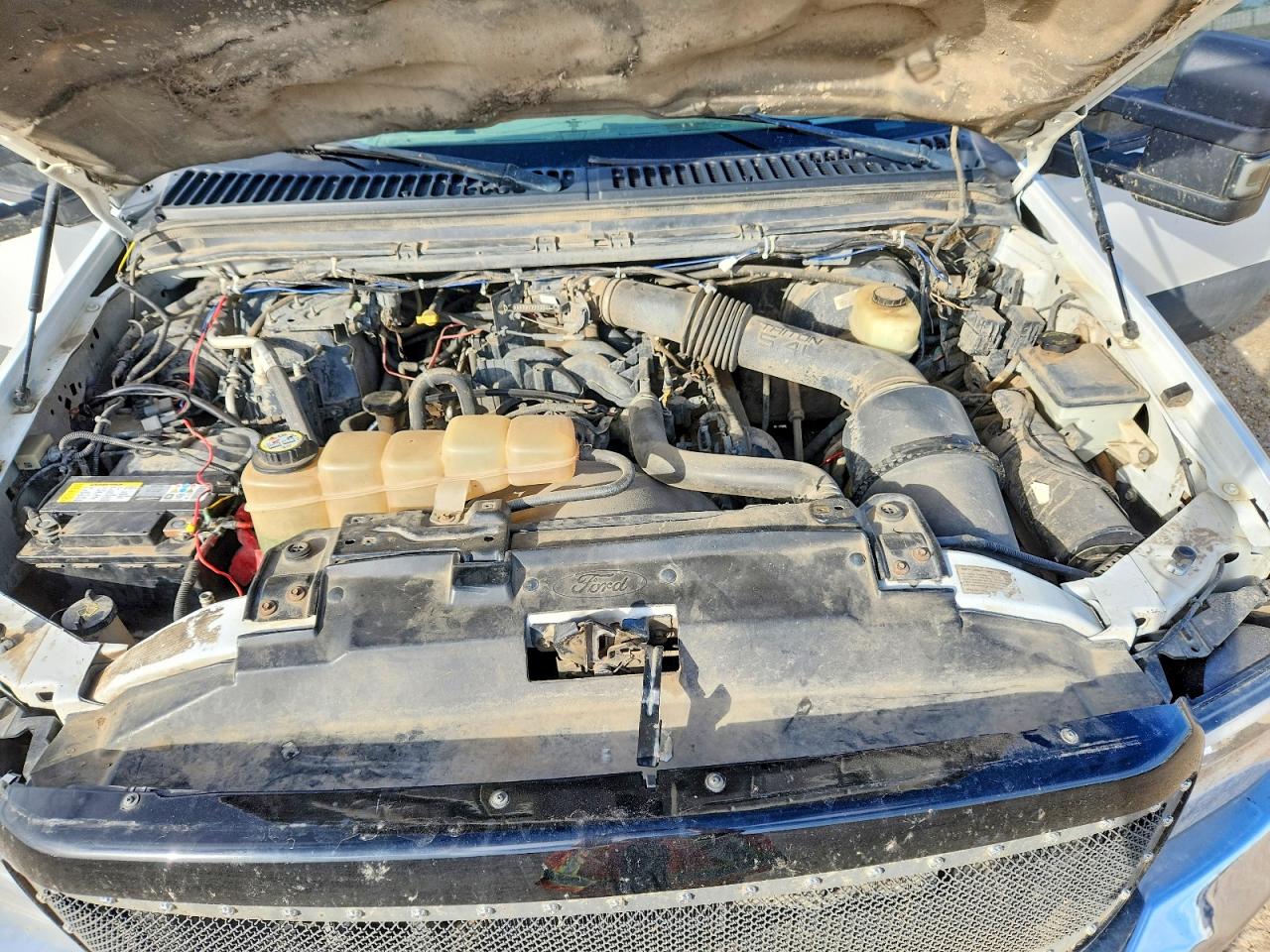 2003 Ford F250 Super Duty White vin: 1FTNX21L03EC19666