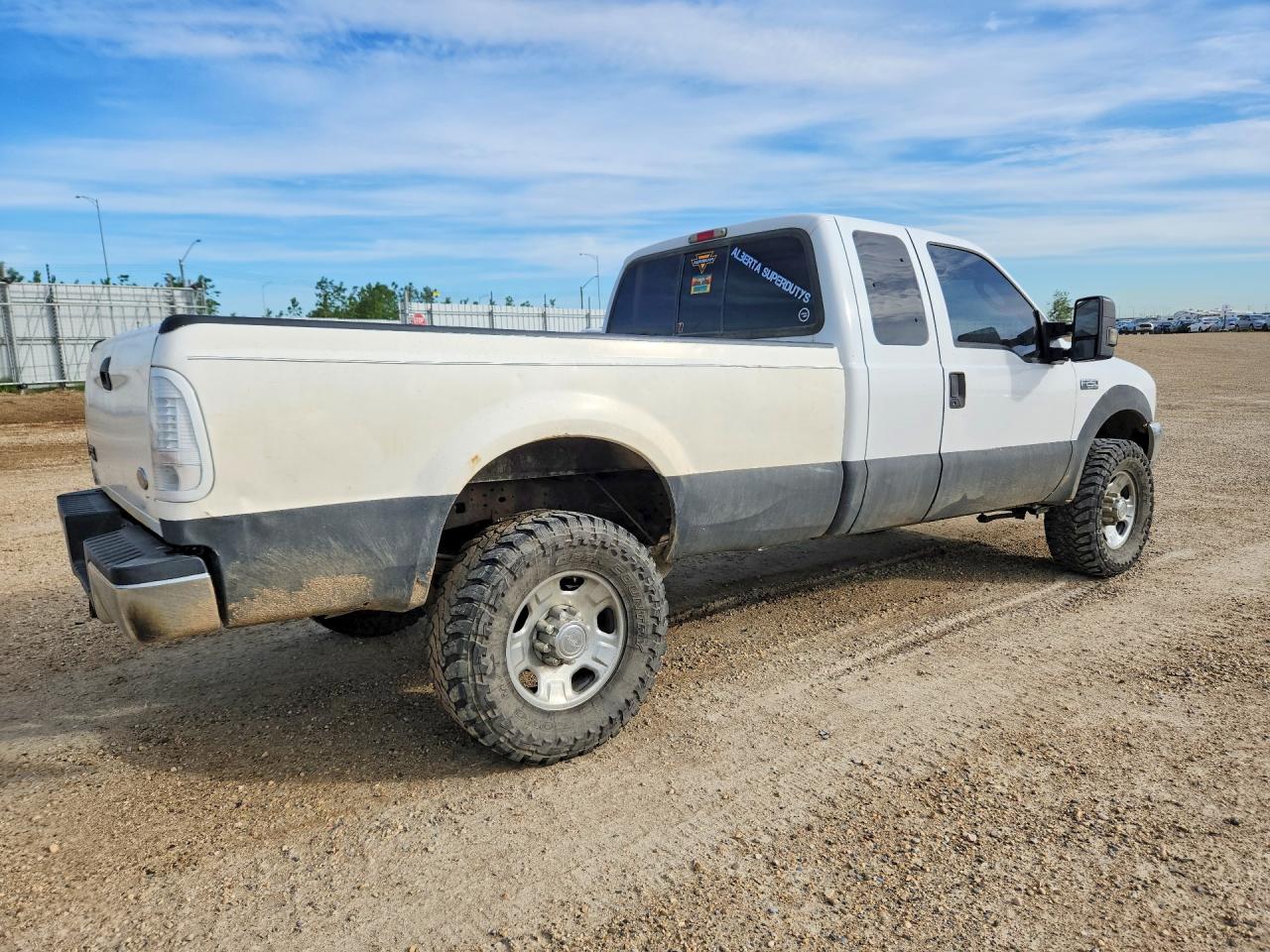 2003 Ford F250 Super Duty White vin: 1FTNX21L03EC19666