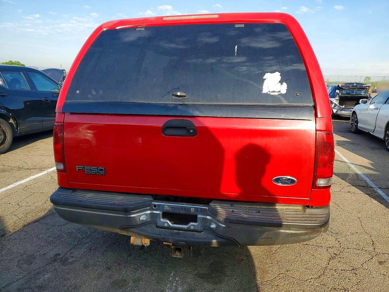2000 Ford F250 Super Duty Red vin: 1FTNX21L1YEC10790