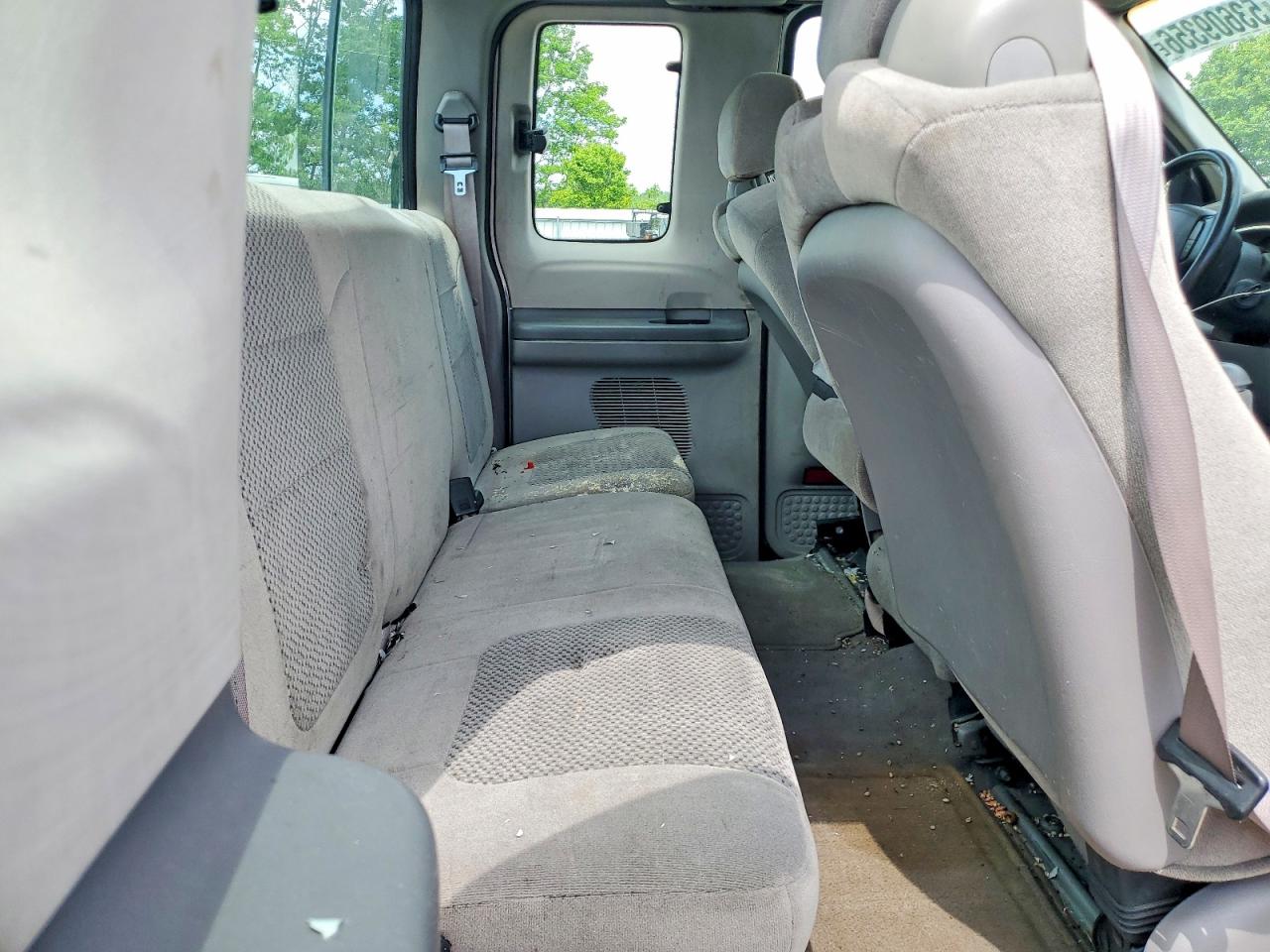 2001 Ford F250 Super Duty Silver vin: 1FTNX21L21EC80434