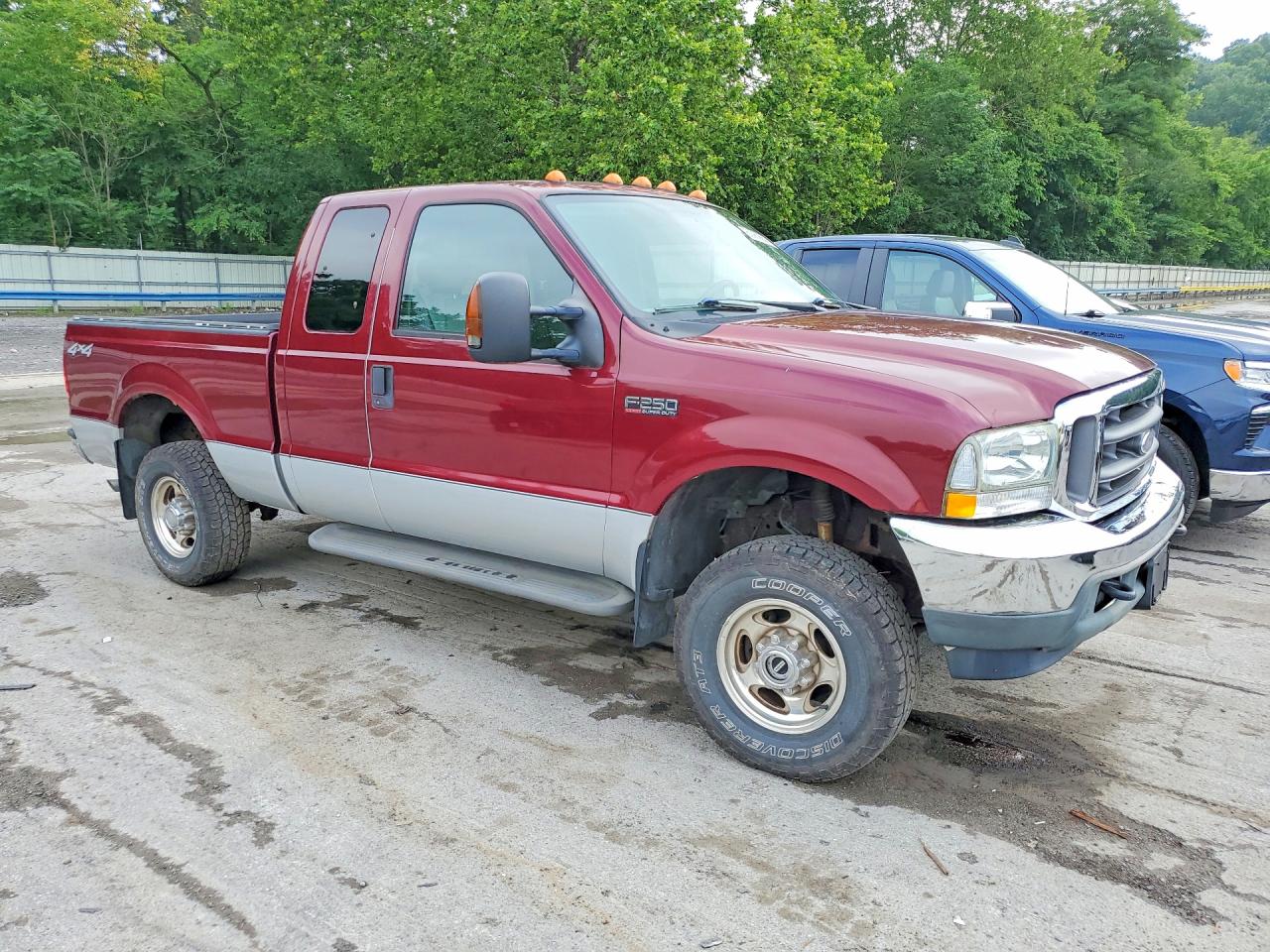2004 Ford F250 Super Duty Burgundy vin: 1FTNX21L44EB74586