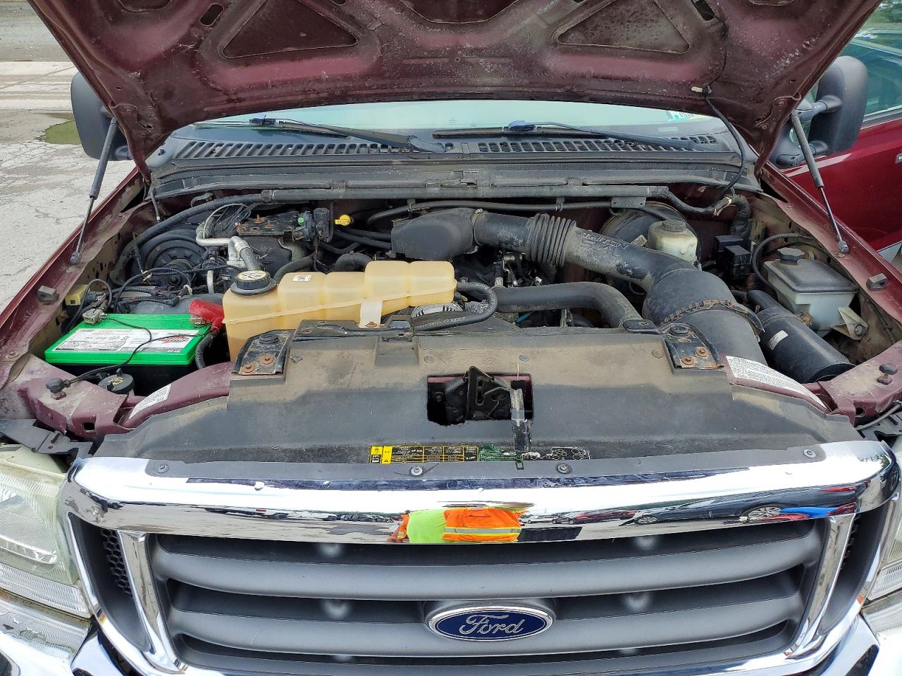 2004 Ford F250 Super Duty Burgundy vin: 1FTNX21L44EB74586