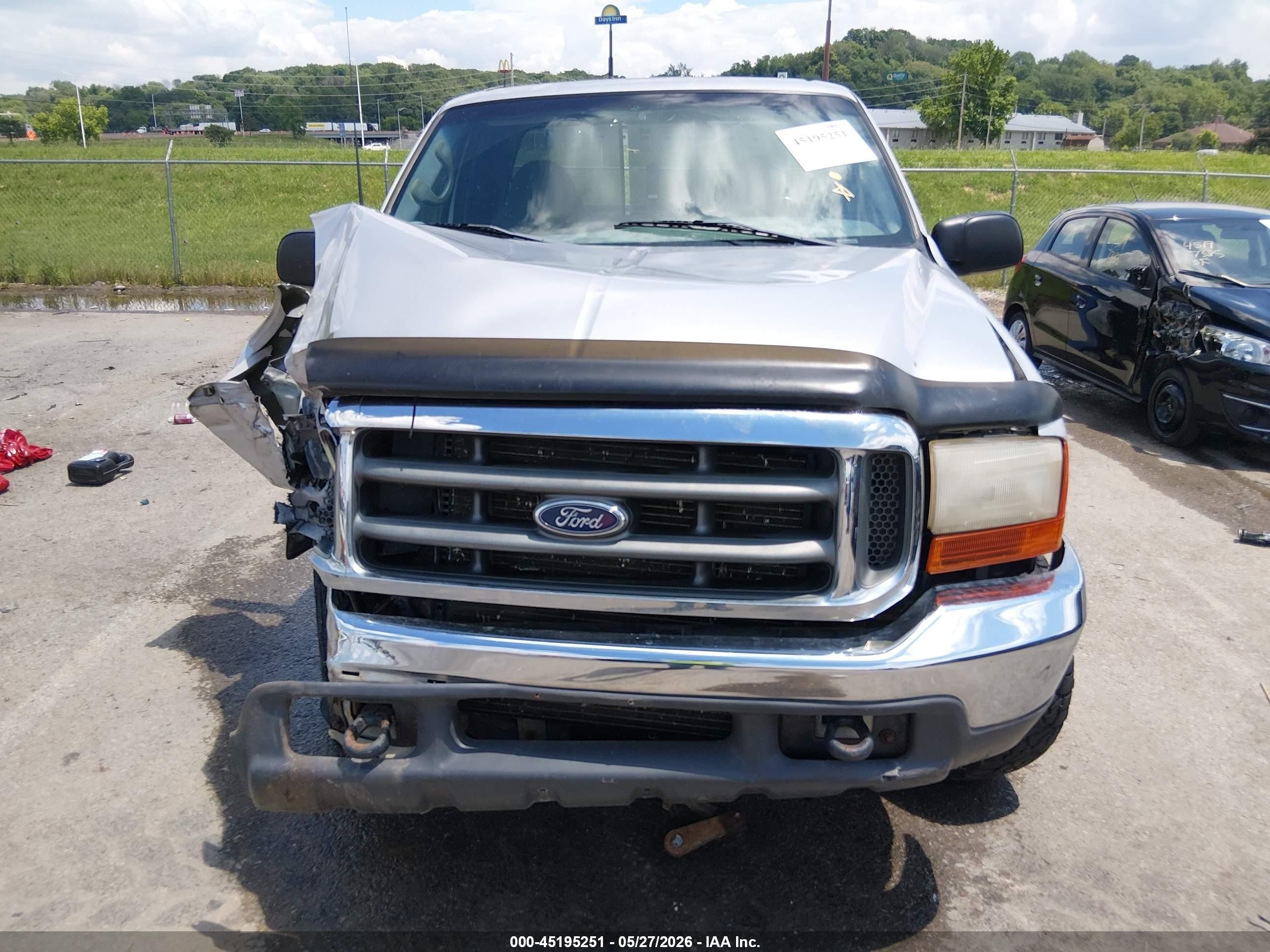 1999 Ford F-250 Lariat/xl/xlt Серебряный vin: 1FTNX21L5XEB59499