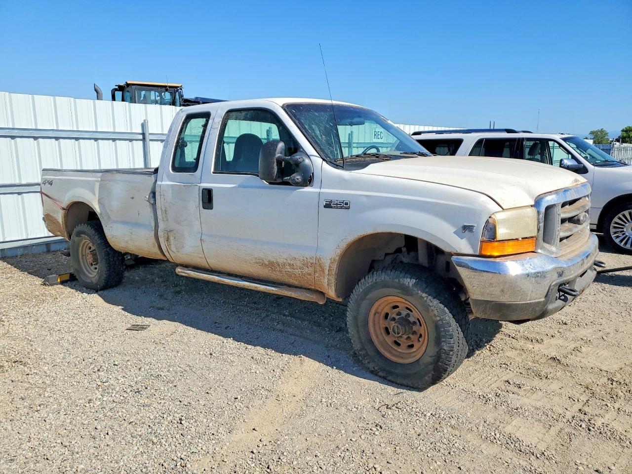 2001 Ford F250 Super Duty White vin: 1FTNX21L61EB39866