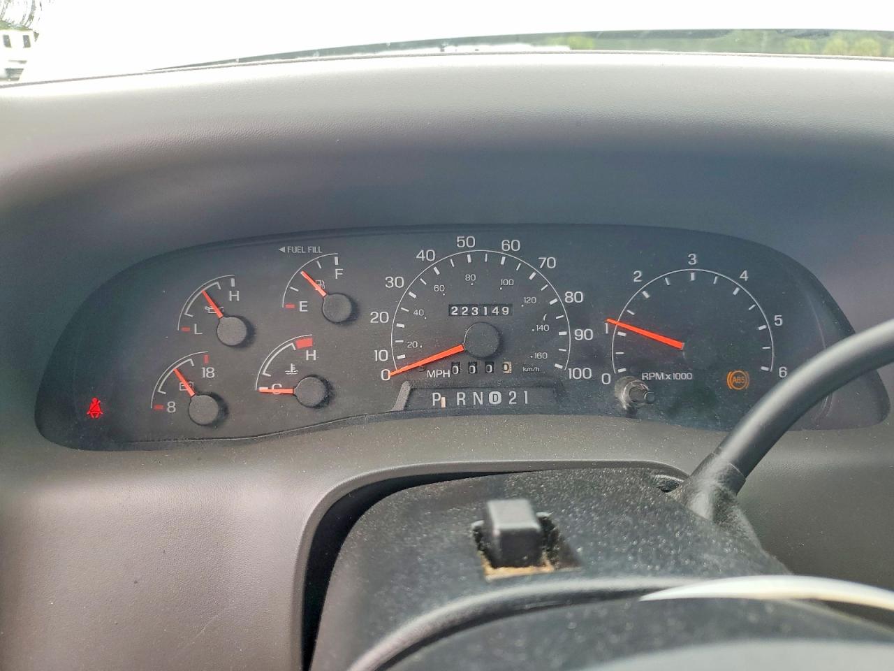 2001 Ford F250 Super Duty White vin: 1FTNX21L71EC41905