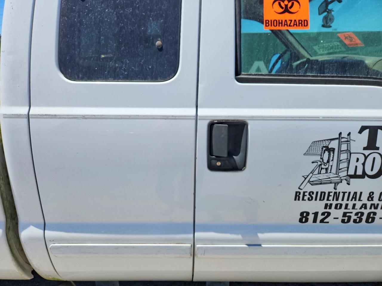 2002 Ford F250 Super Duty White vin: 1FTNX21L72EB95686