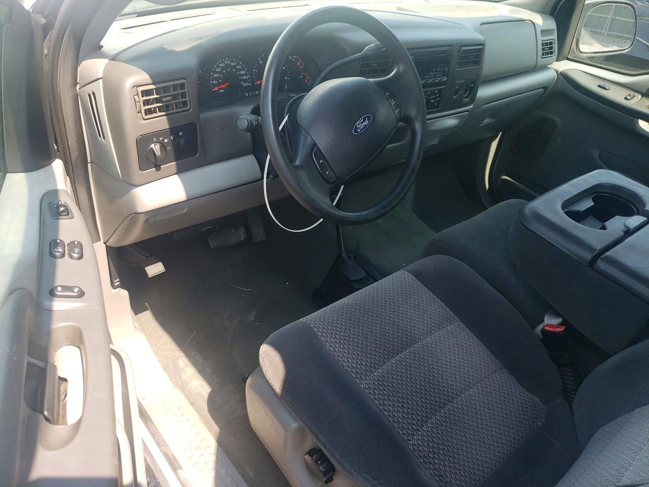 2003 Ford F250 Super Duty Белый vin: 1FTNX21L83EB26720
