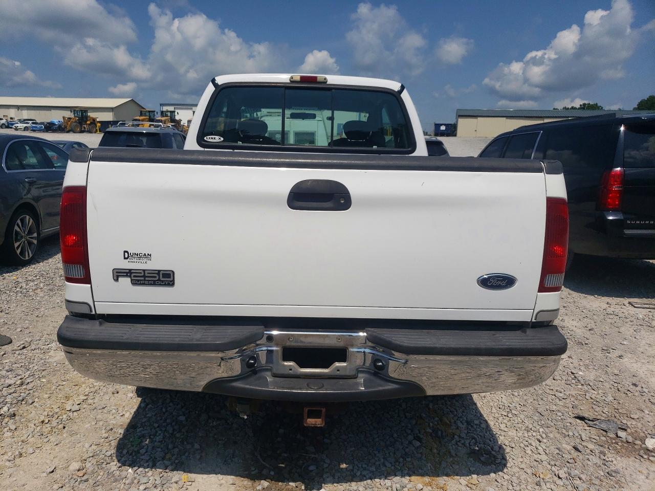 2003 Ford F250 Super Duty Белый vin: 1FTNX21L83EB26720