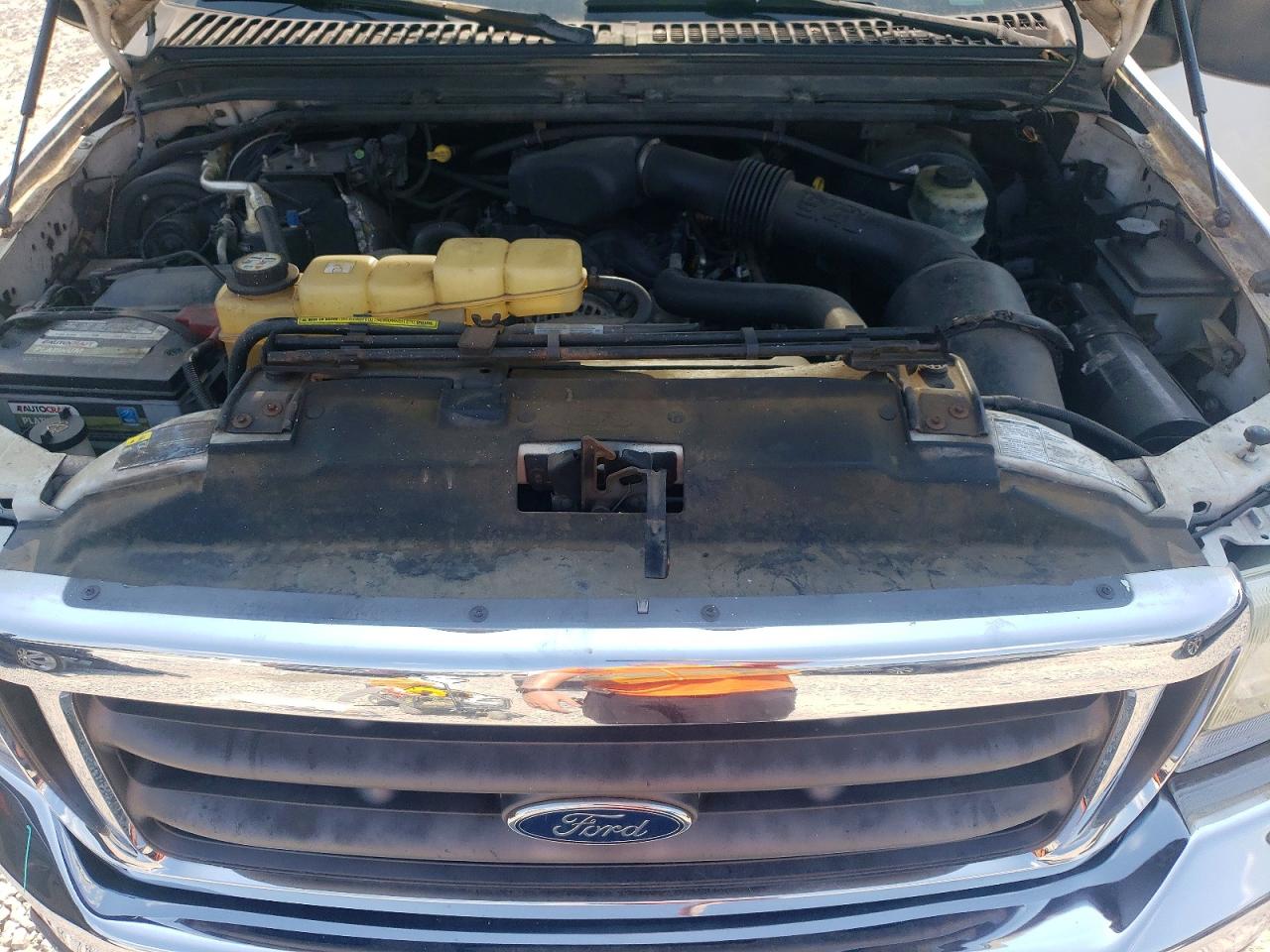 2003 Ford F250 Super Duty Белый vin: 1FTNX21L83EB26720