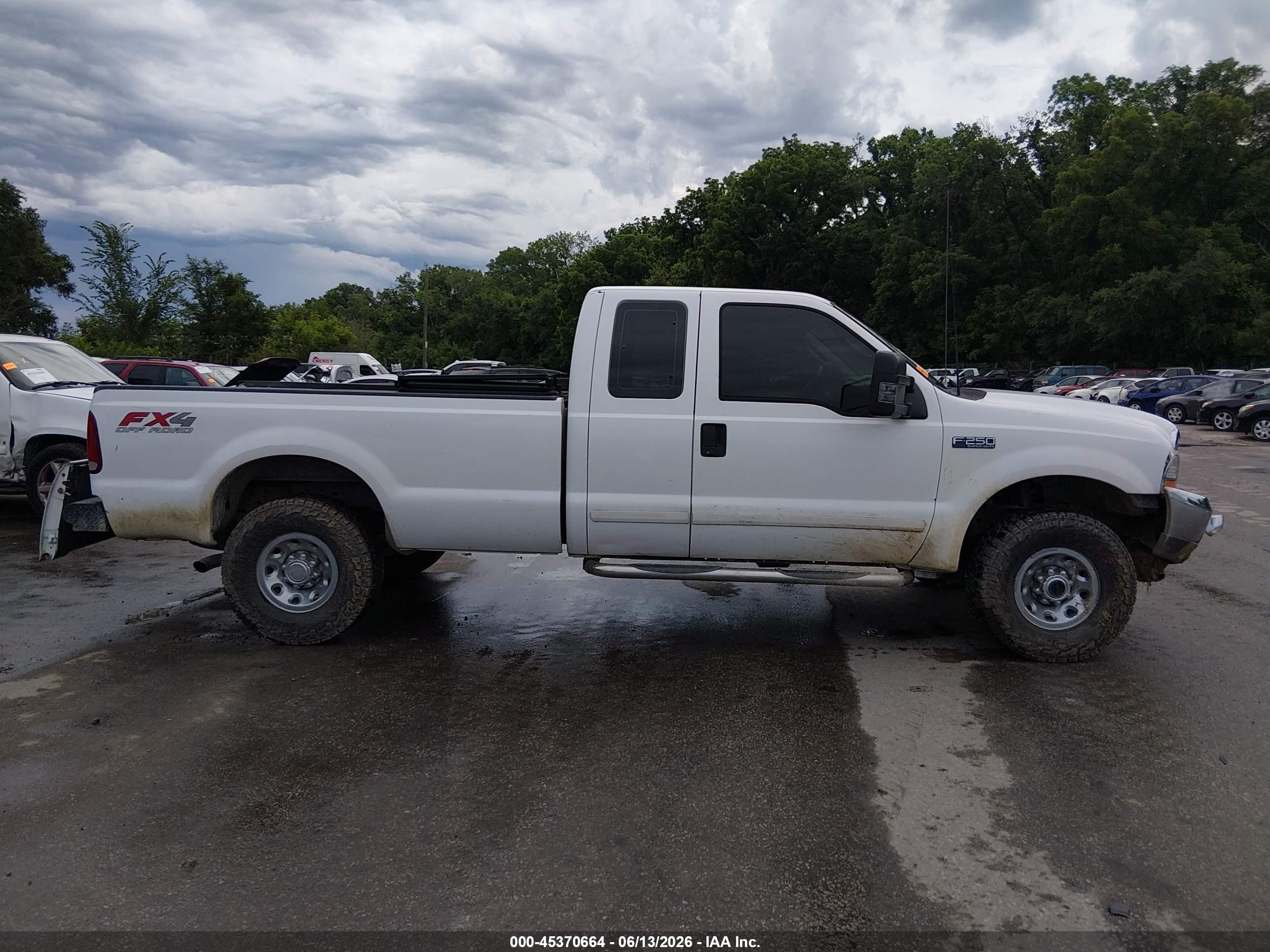 2003 Ford F-250 Lariat/xl/xlt Белый vin: 1FTNX21L83EB76257