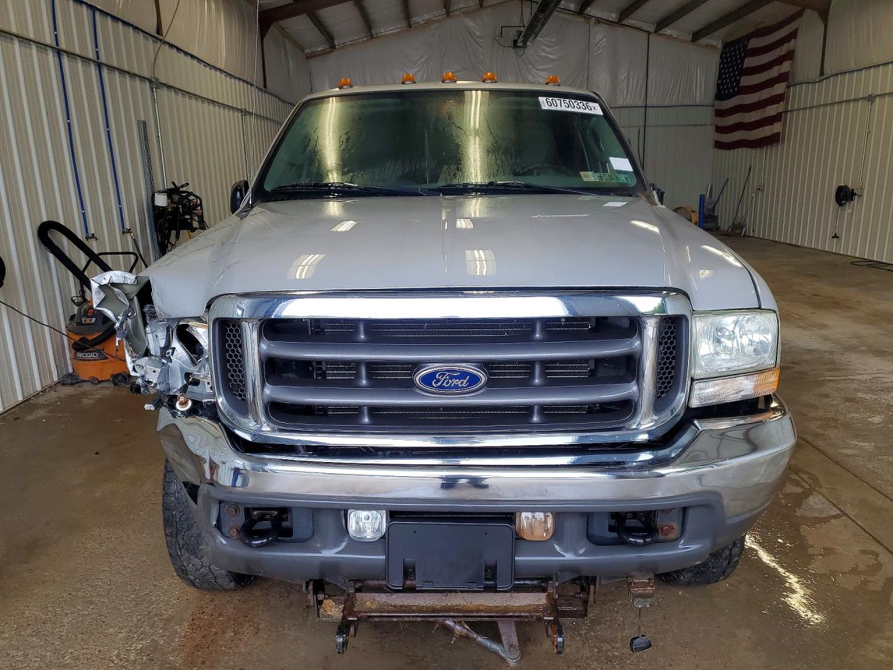 2004 Ford F250 Super Duty Silver vin: 1FTNX21L84EB34317