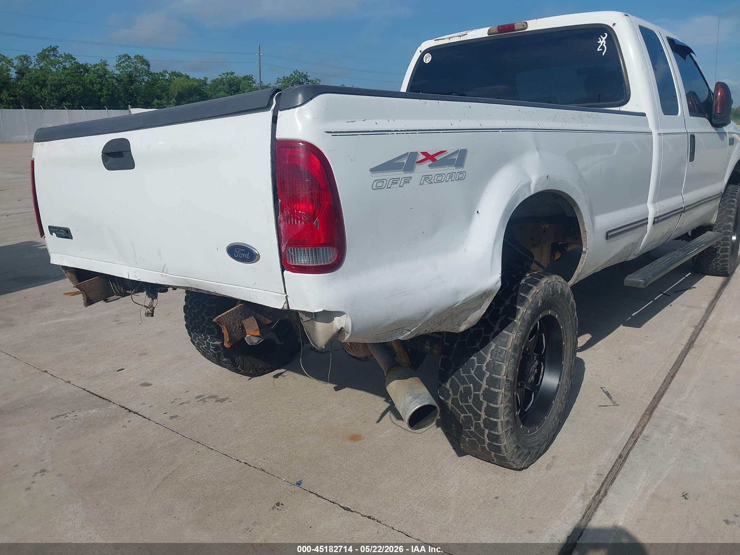 1999 Ford F-250 Lariat/xl/xlt White vin: 1FTNX21L9XEB50529