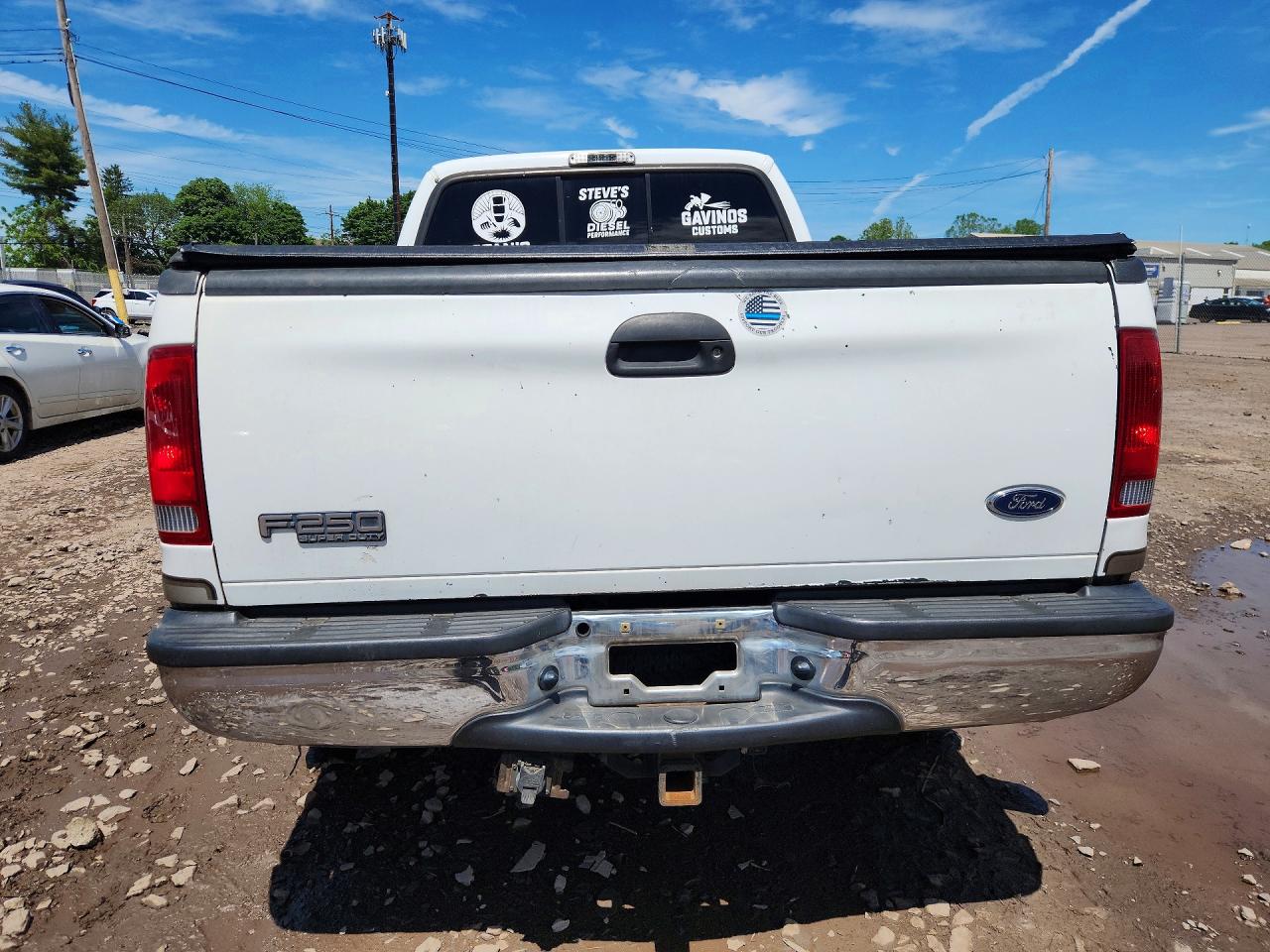 2004 Ford F250 Super Duty White vin: 1FTNX21P04EC40943