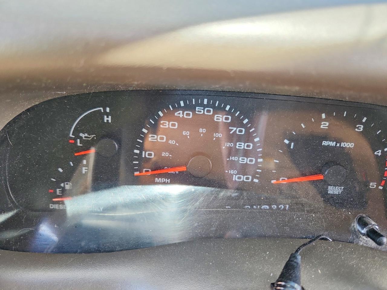 2004 Ford F250 Super Duty White vin: 1FTNX21P04EC40943