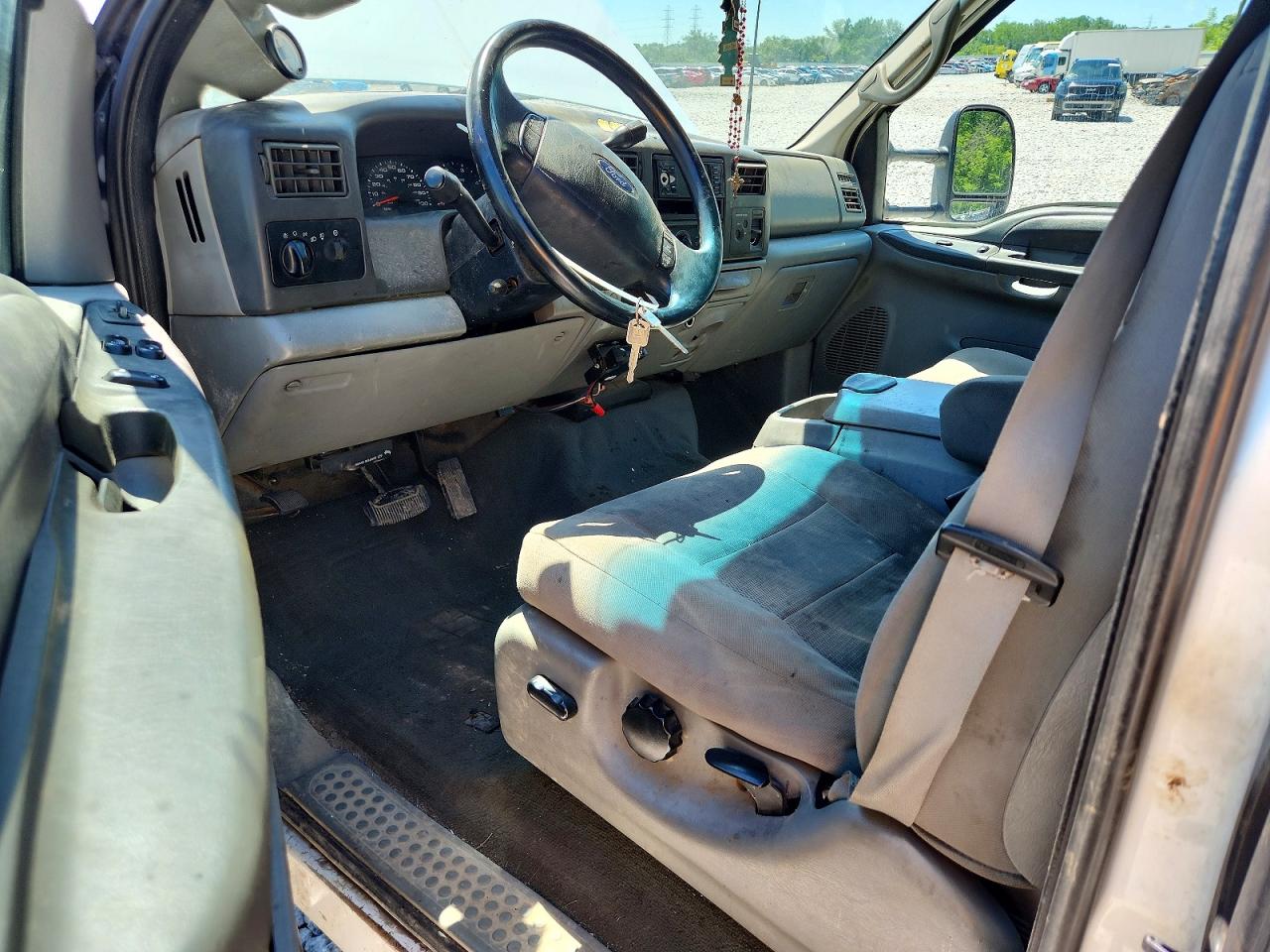 2004 Ford F250 Super Duty Белый vin: 1FTNX21P44EB84926