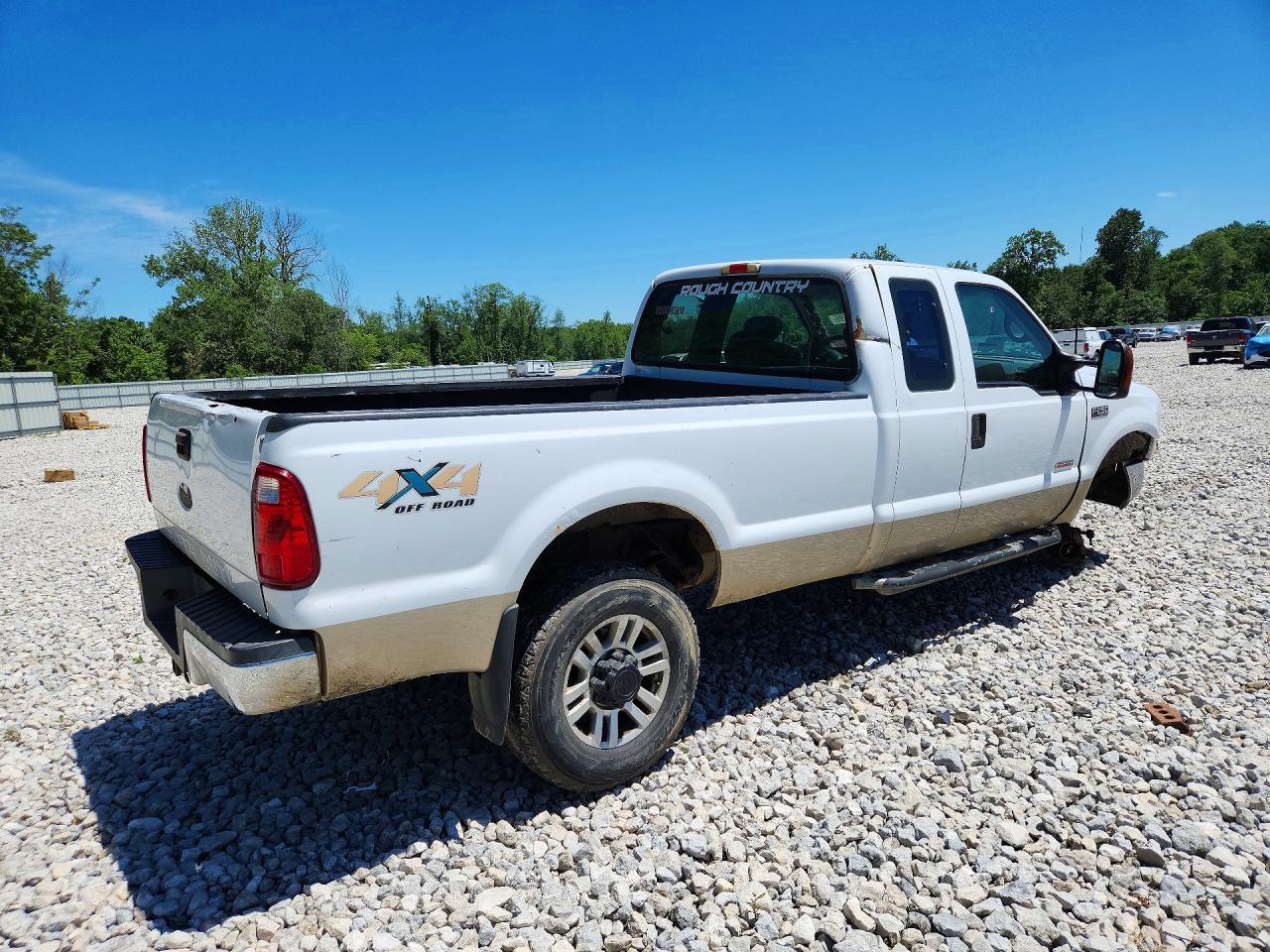 2004 Ford F250 Super Duty Белый vin: 1FTNX21P44EB84926