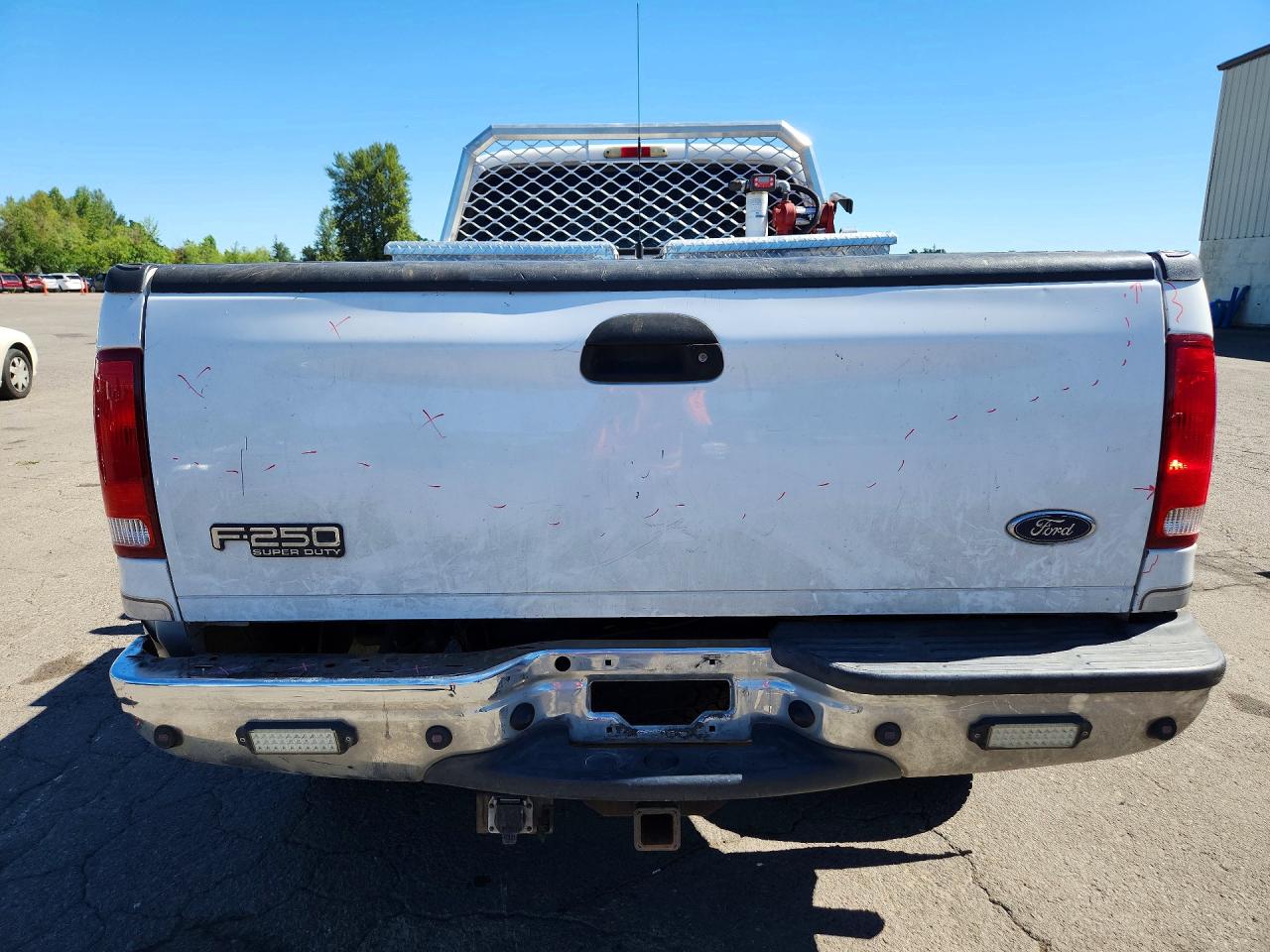2004 Ford F250 Super Duty Two Tone vin: 1FTNX21P54EE02517