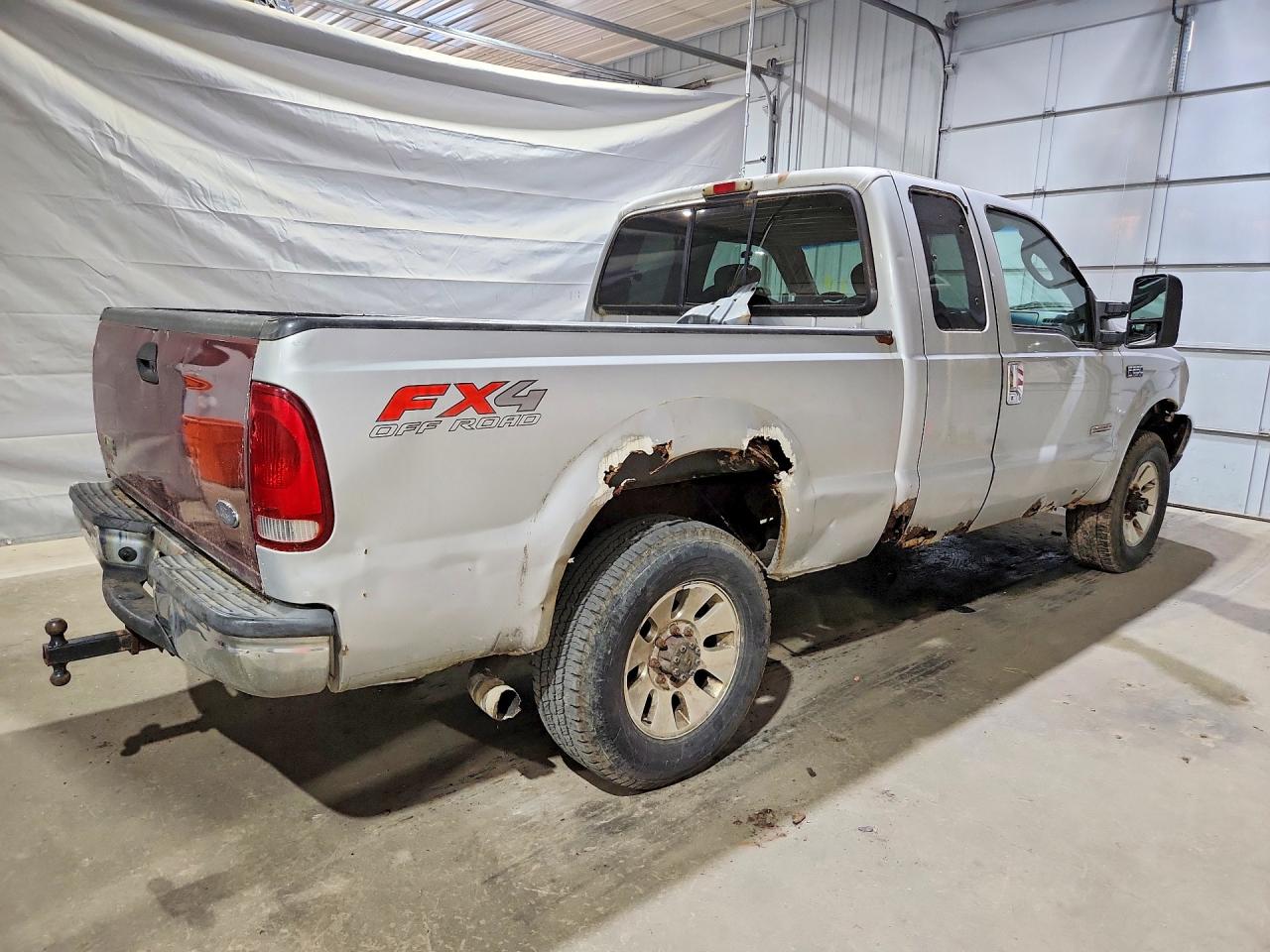 2004 Ford F250 Super Duty Silver vin: 1FTNX21P74EC68884