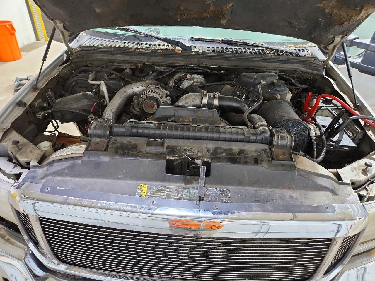 2004 Ford F250 Super Duty Silver vin: 1FTNX21P74EC68884