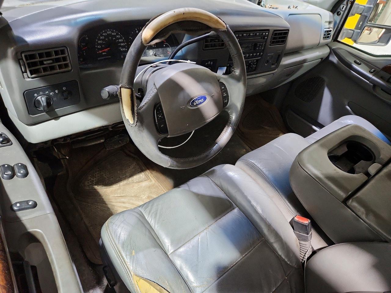 2004 Ford F250 Super Duty Silver vin: 1FTNX21P74EC68884