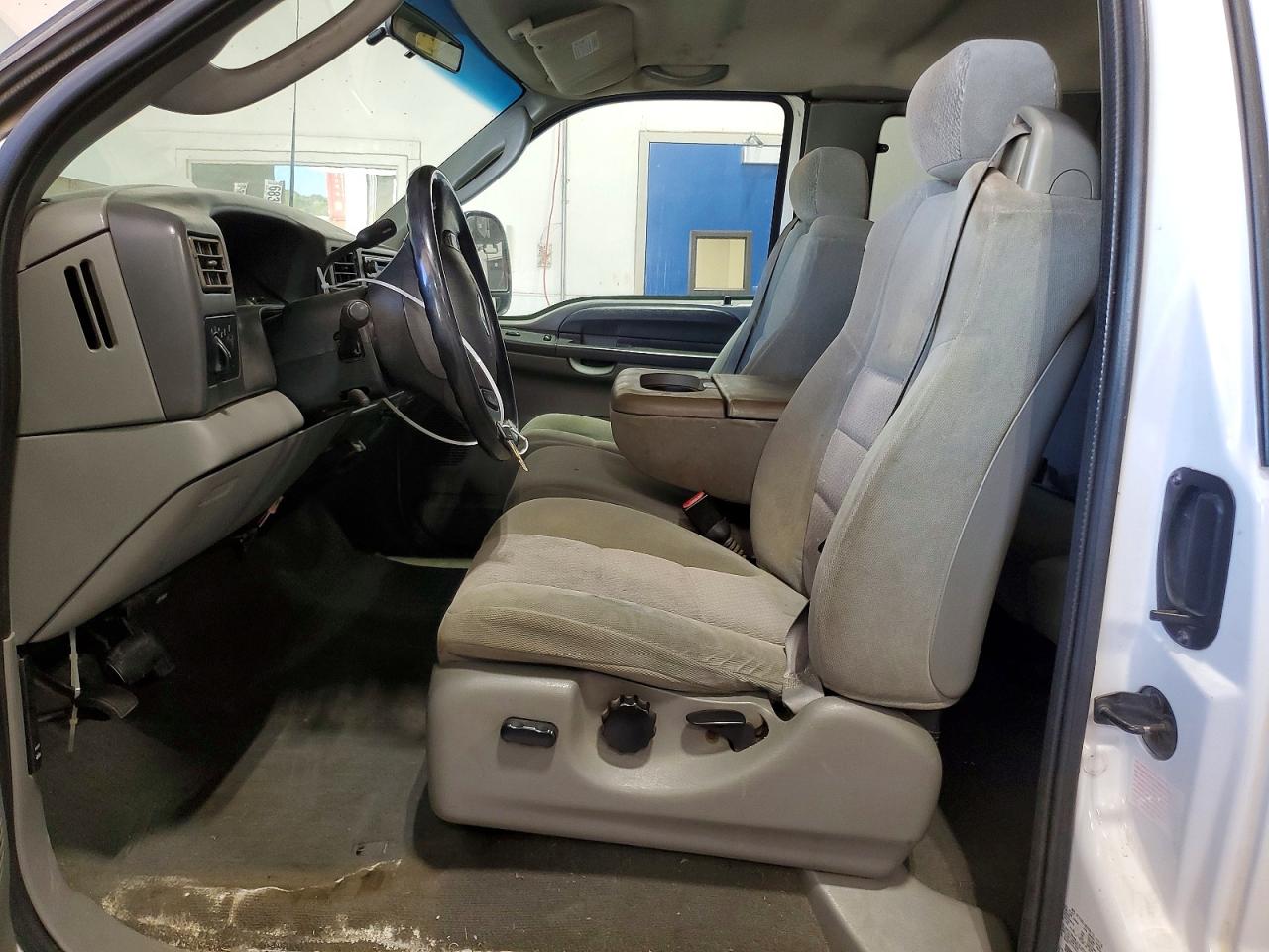 2003 Ford F250 Super Duty White vin: 1FTNX21PX3ED30311